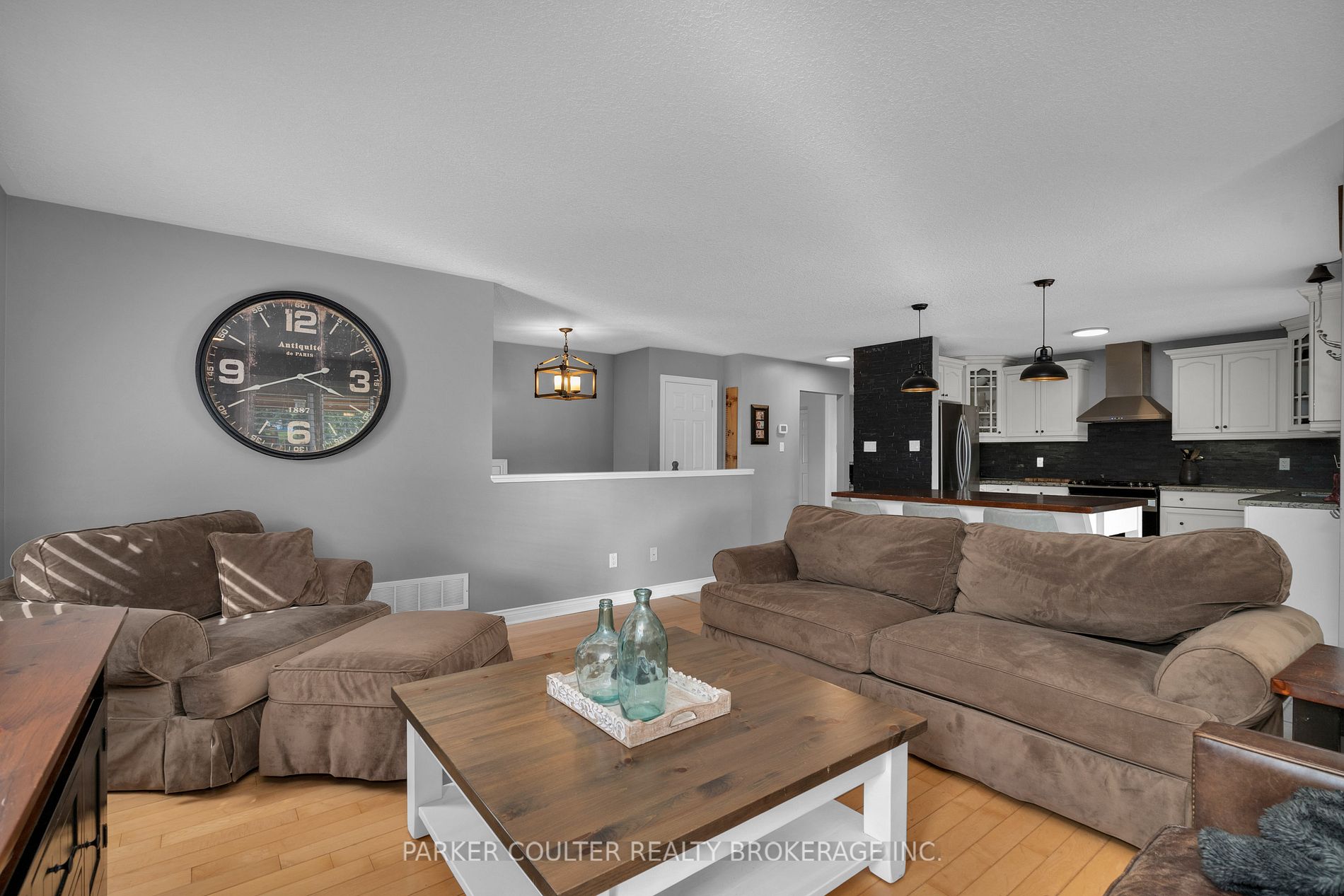 Listing N7001598 - Large Photo # 18