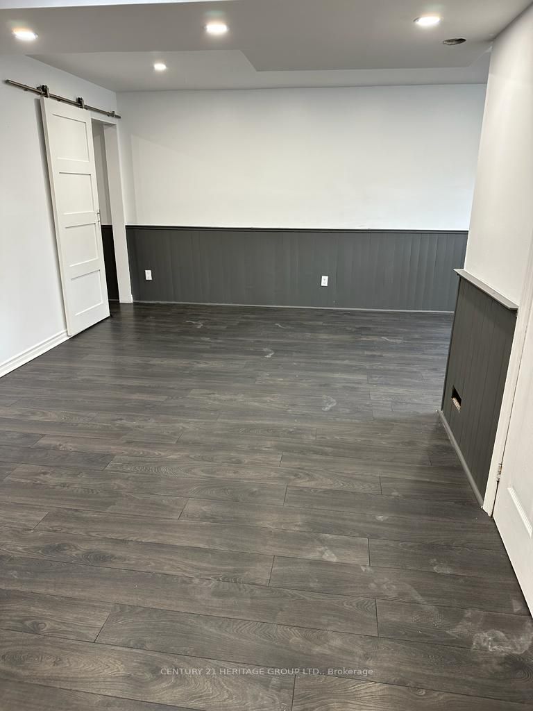 9 Depeuter Crescent W, #Bsmt