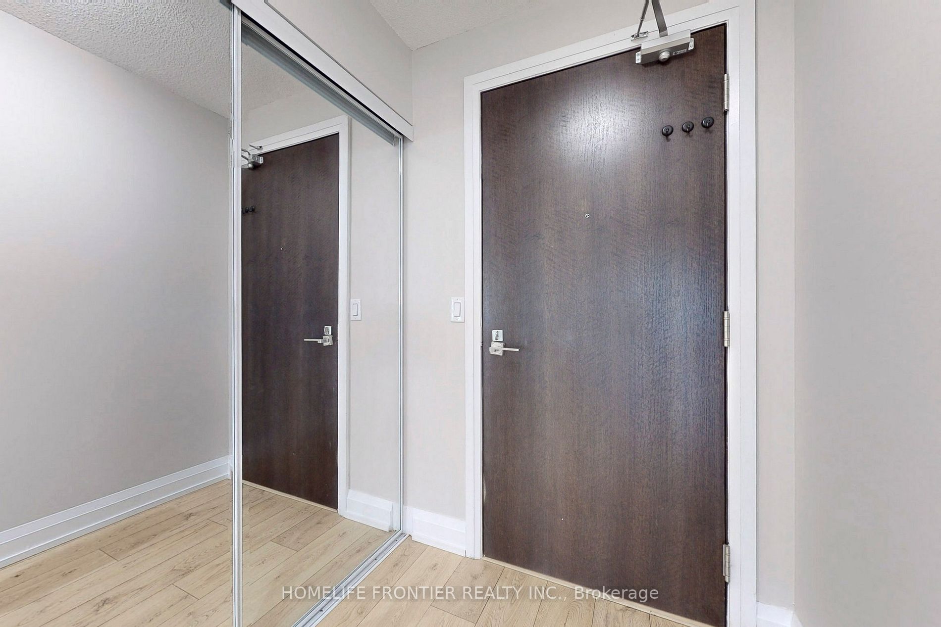 370 Highway 7 E, #223