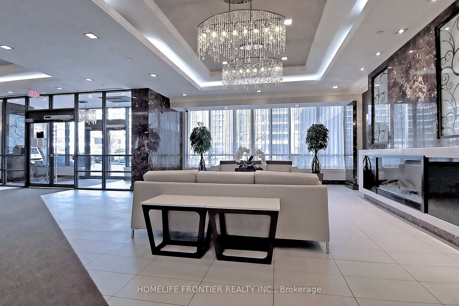 370 Highway 7 E, #223