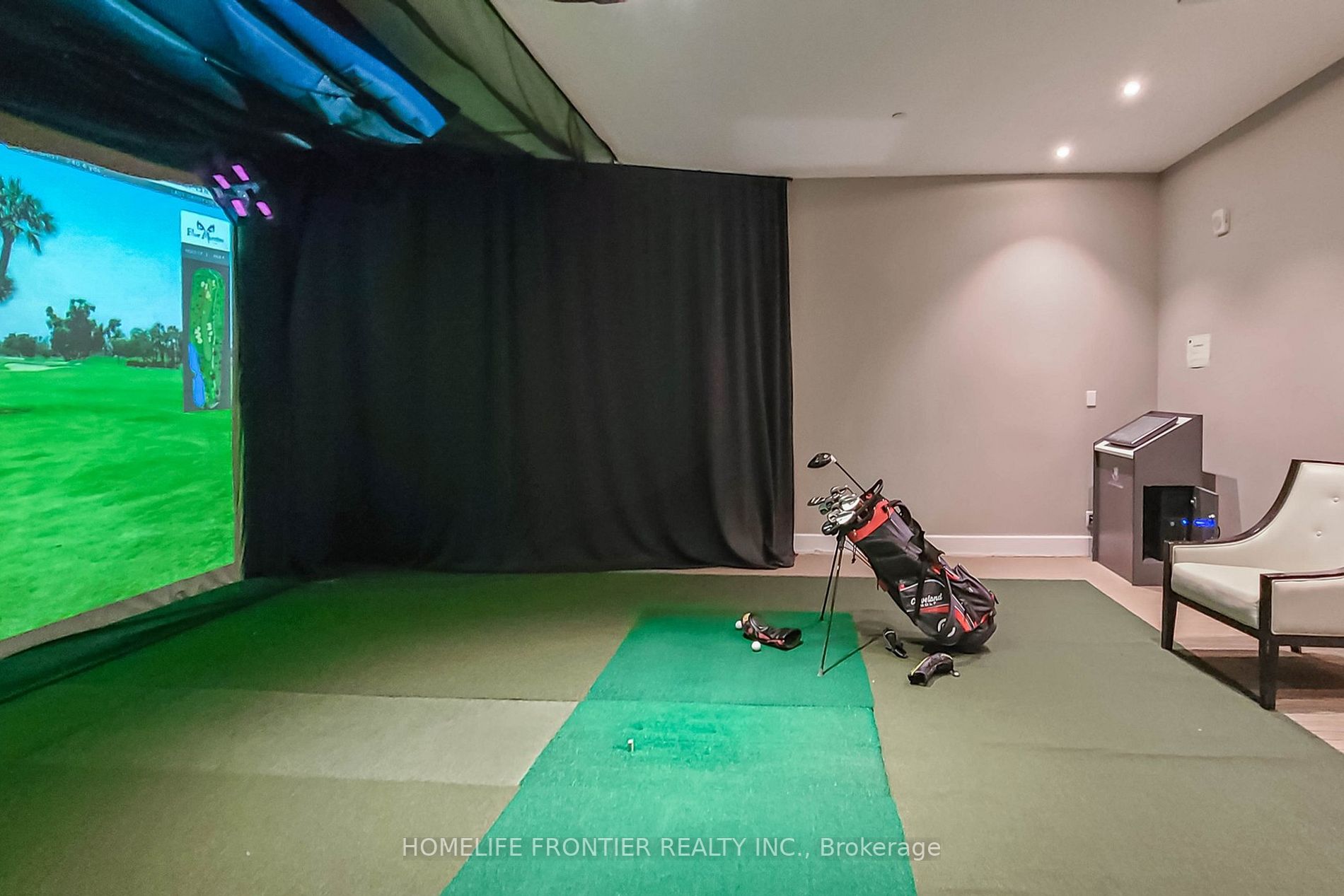 370 Highway 7 E, #223