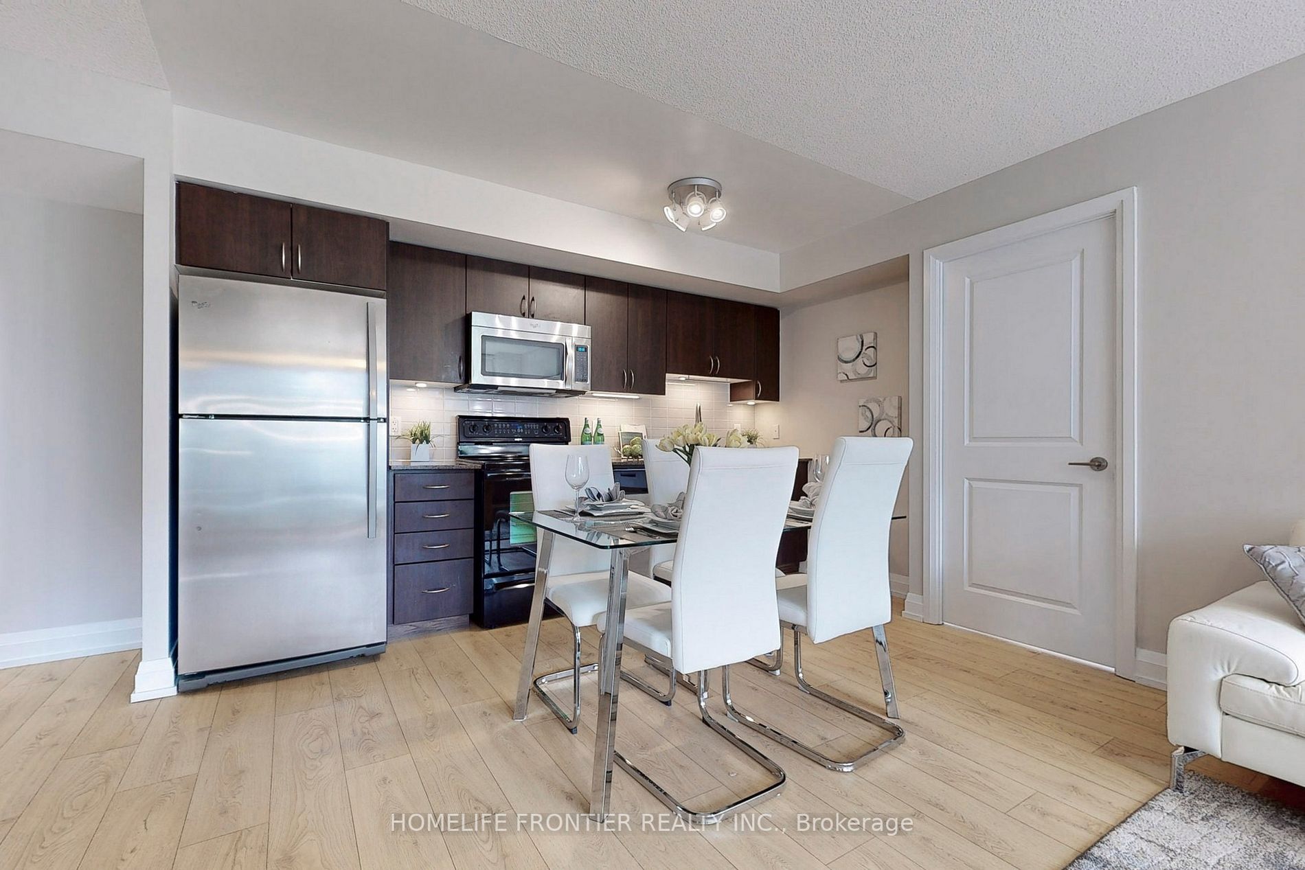 370 Highway 7 E, #223