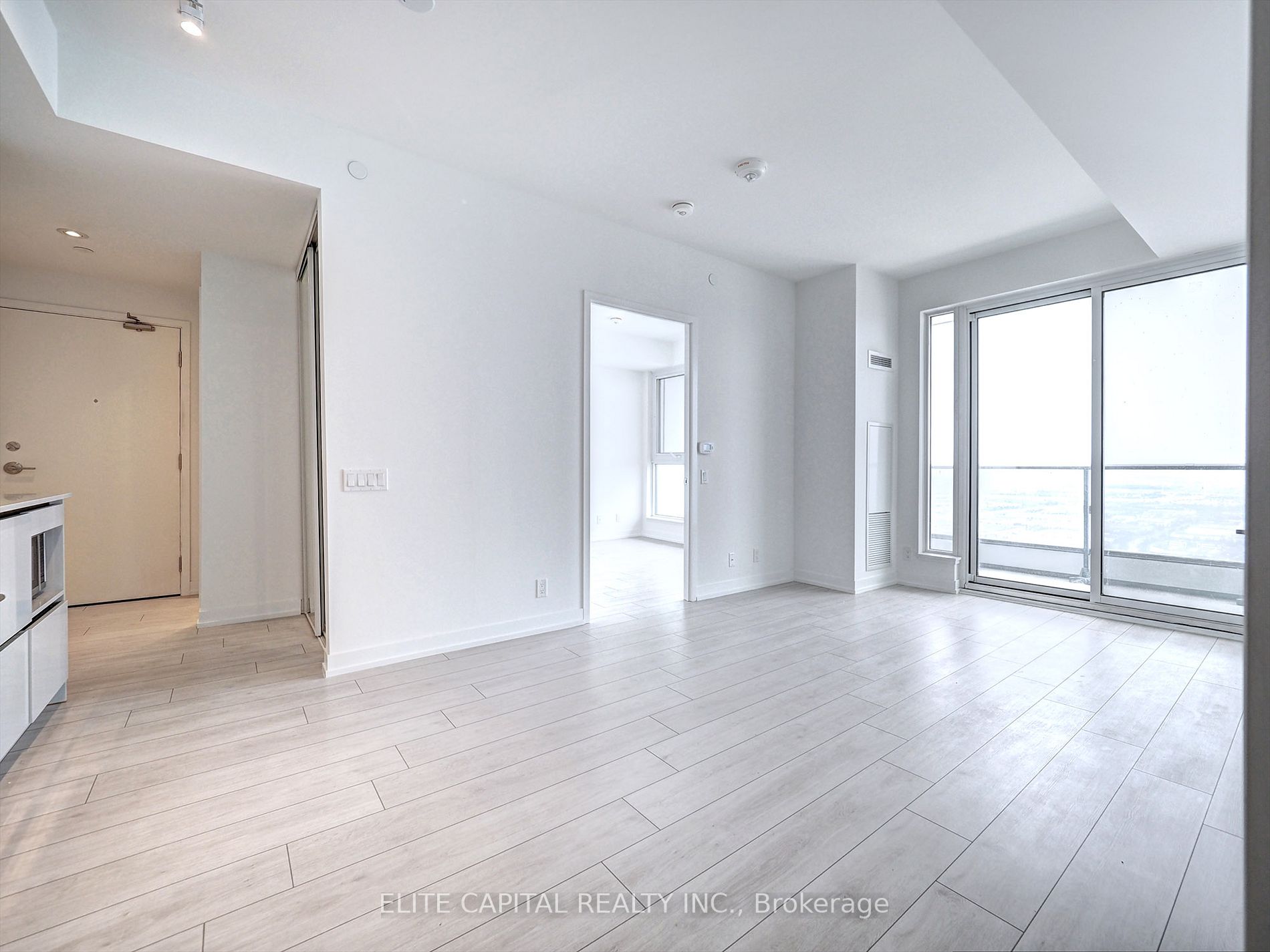 898 Portage Parkway, #6012
