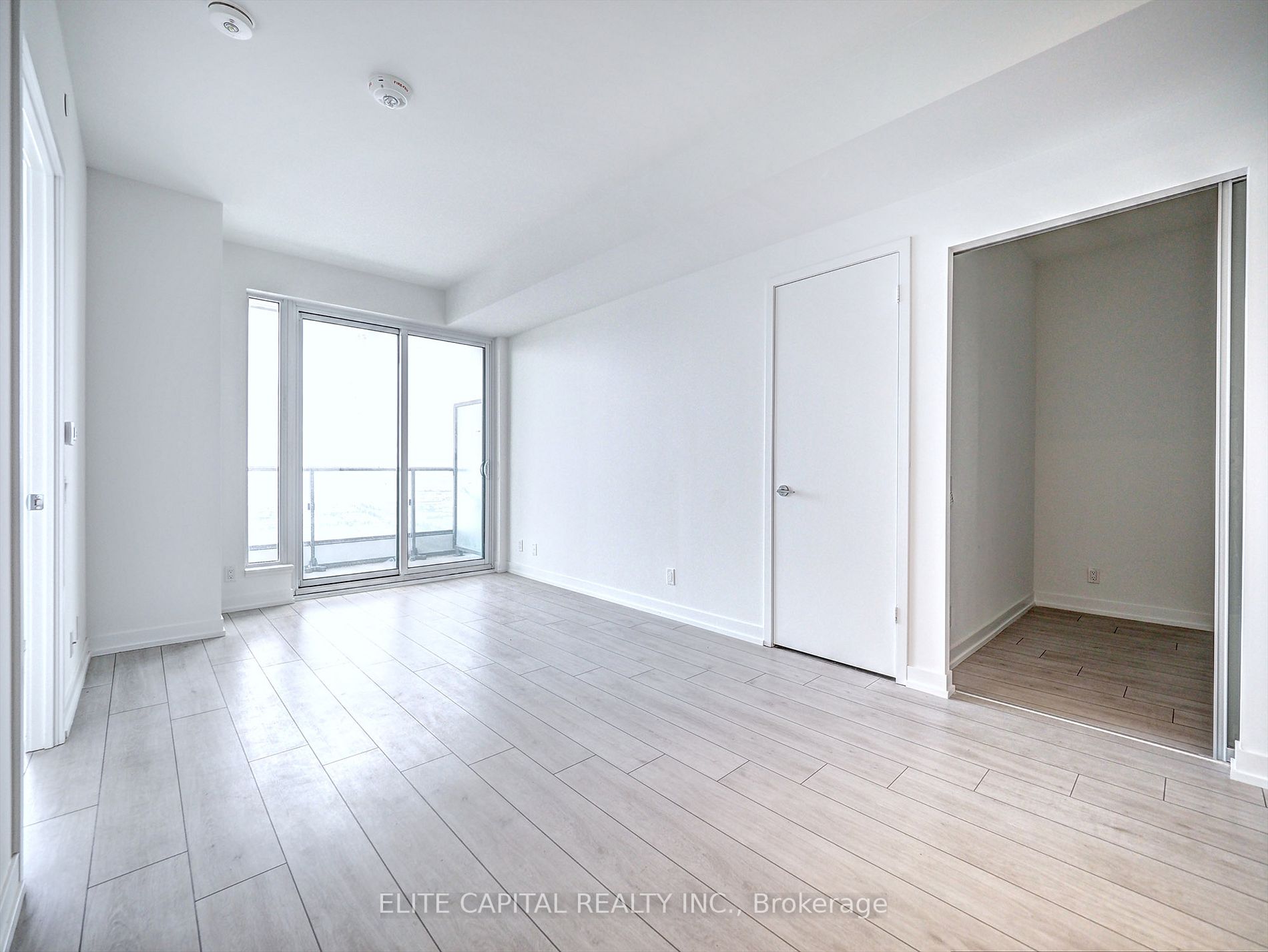 898 Portage Parkway, #6012