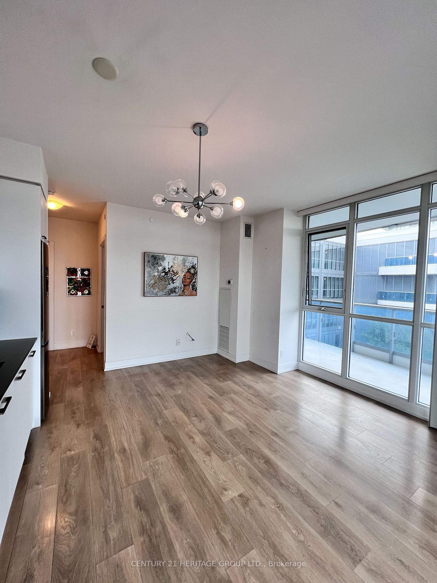 9471 Yonge St, #630