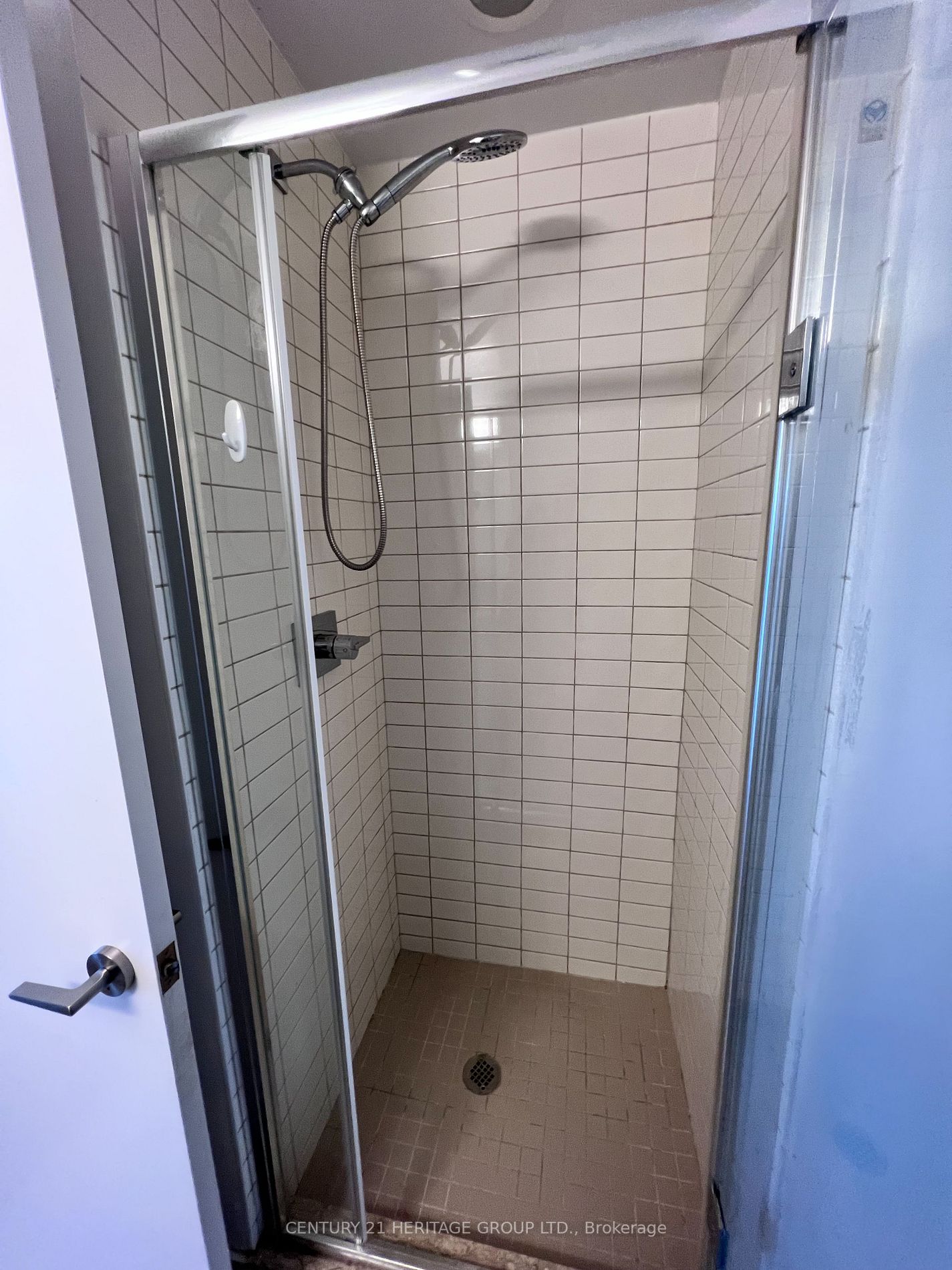 9471 Yonge St, #630