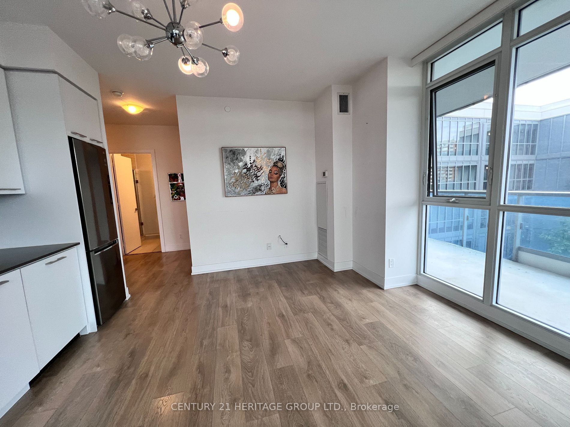 9471 Yonge St, #630