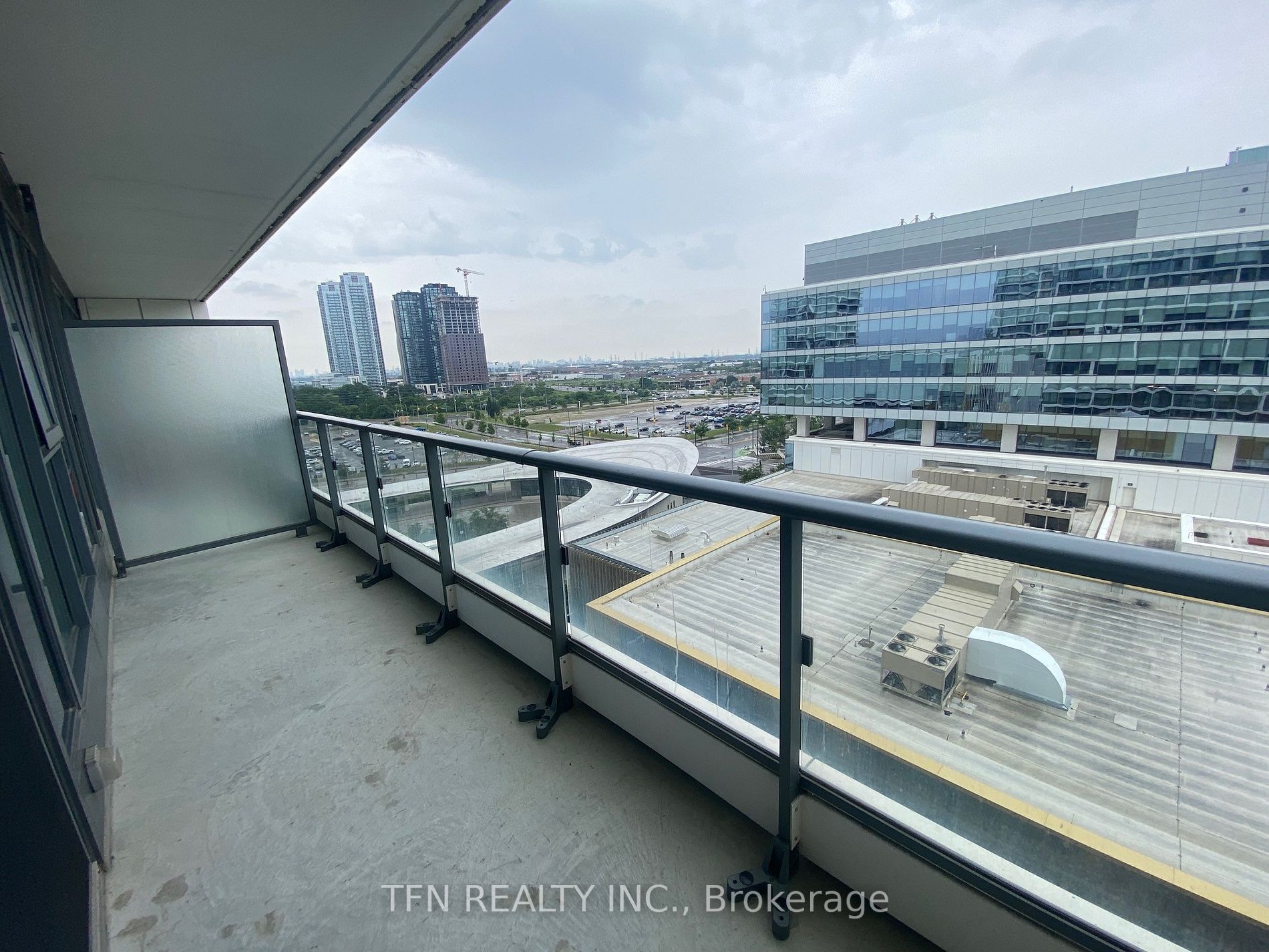 5 Buttermill Avenue, #1006