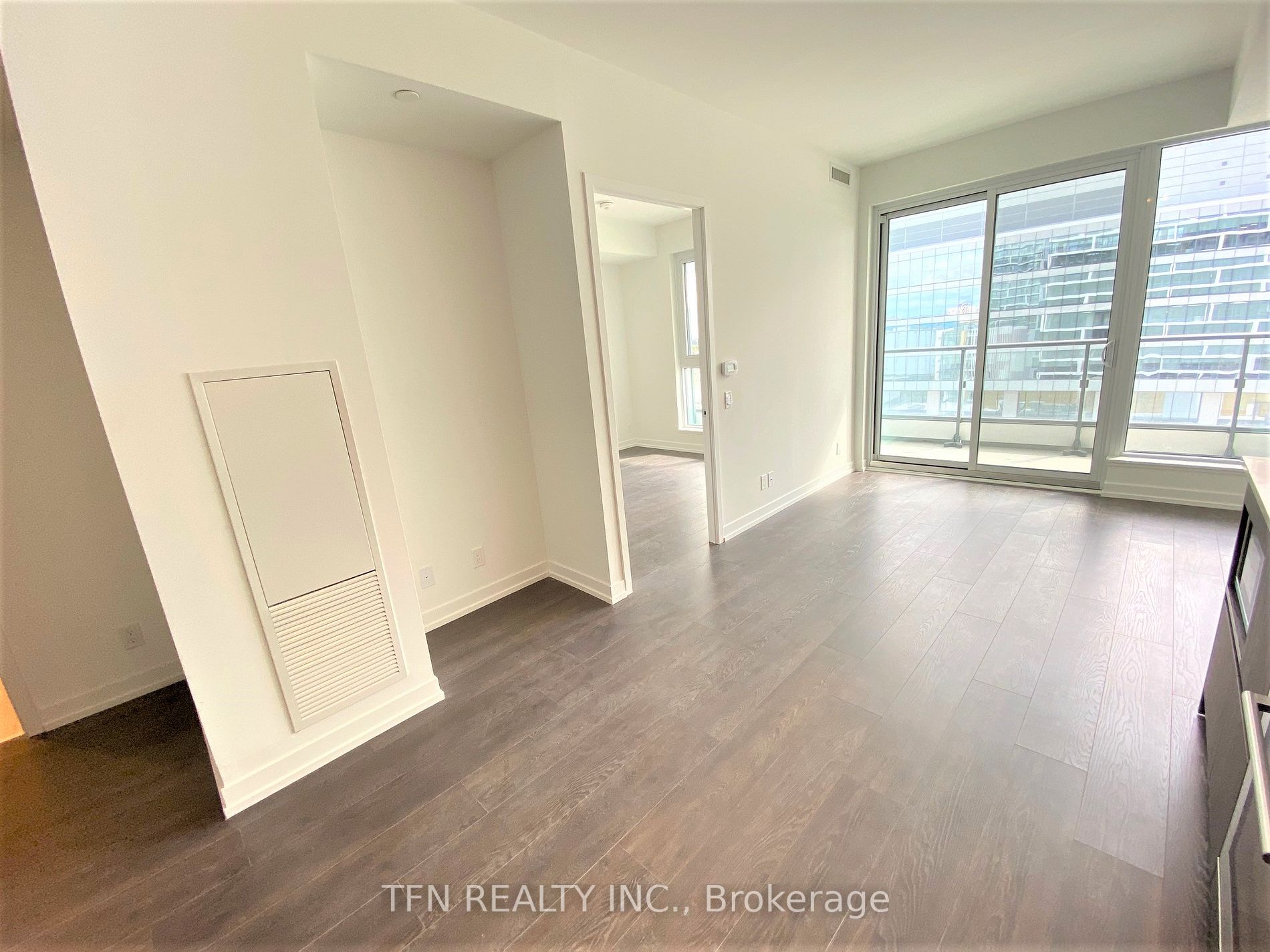 5 Buttermill Avenue, #1006