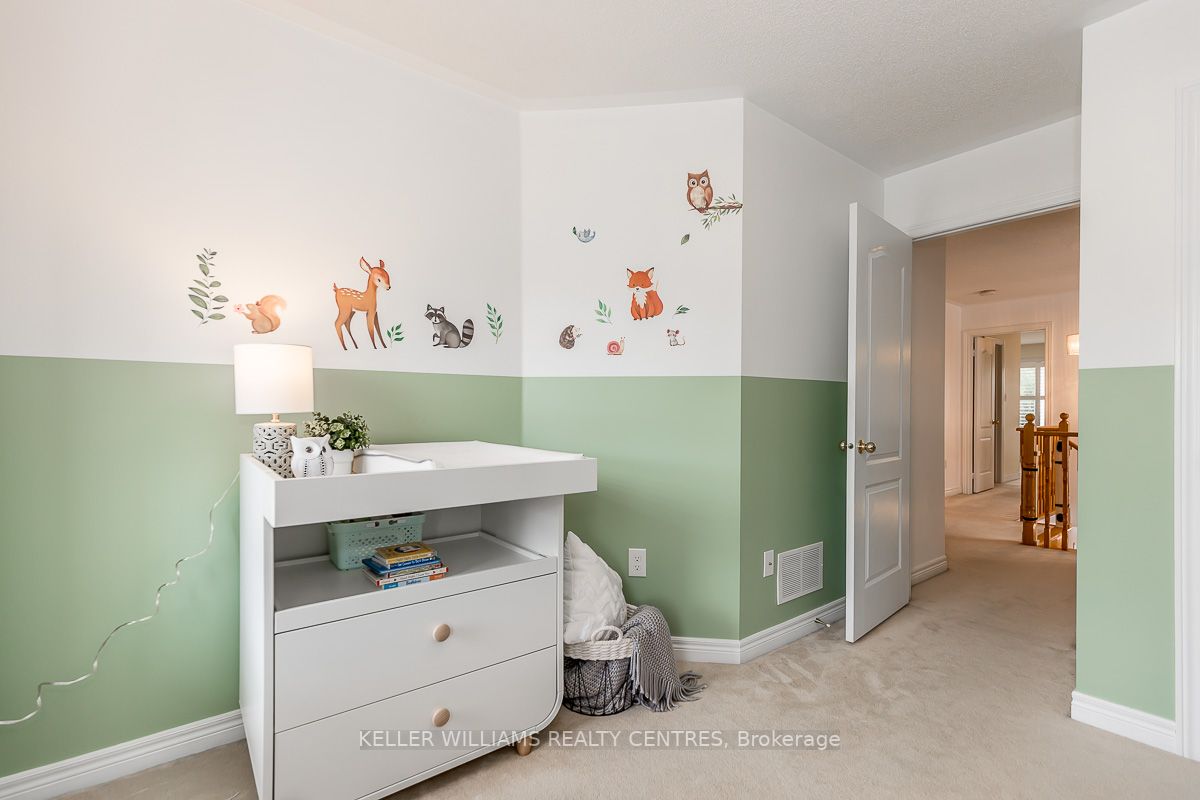 165 Warwick Cres