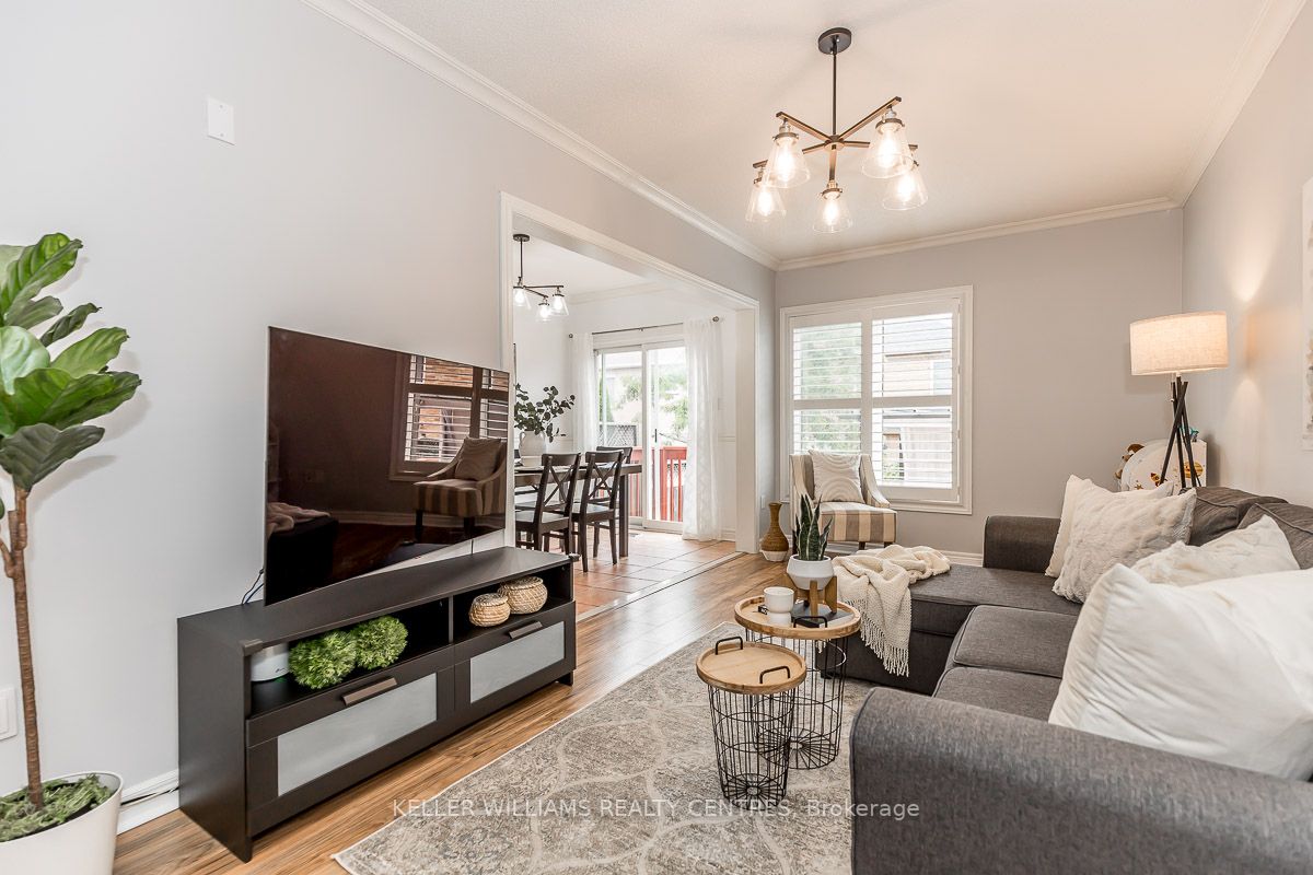 165 Warwick Cres