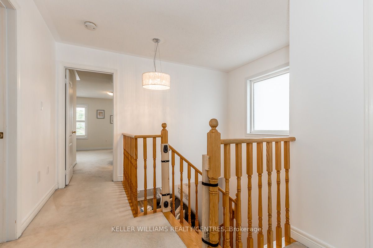 165 Warwick Cres