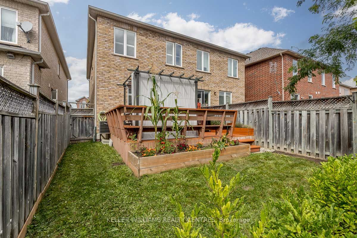 165 Warwick Cres