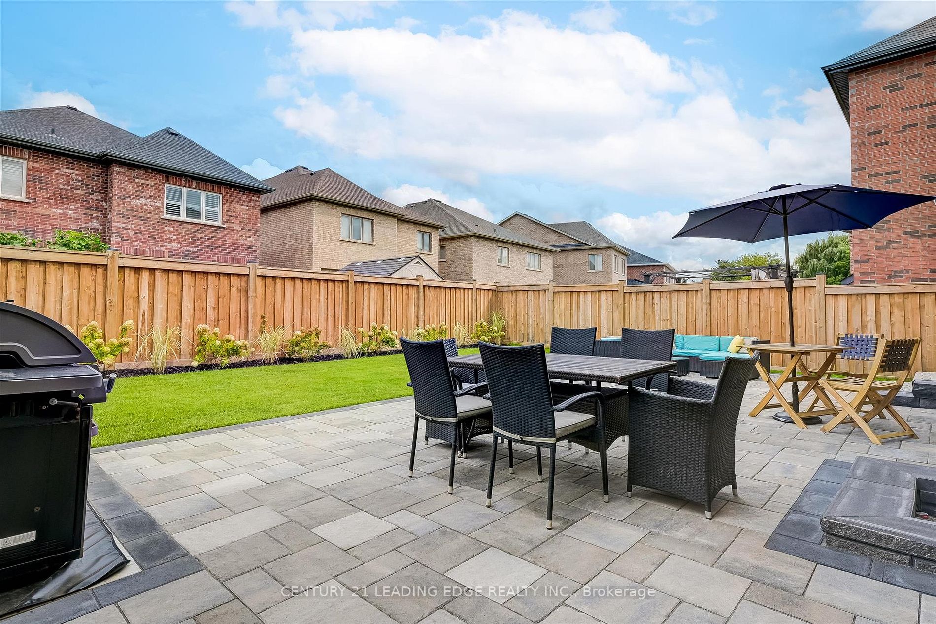 284 Inverness Way