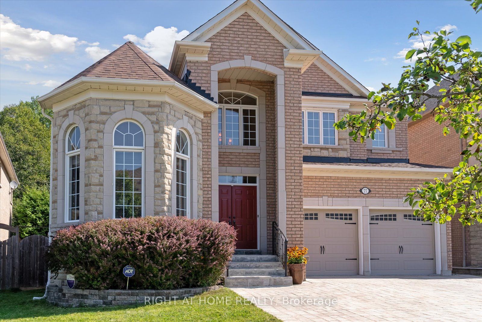 77 Auburndale Dr