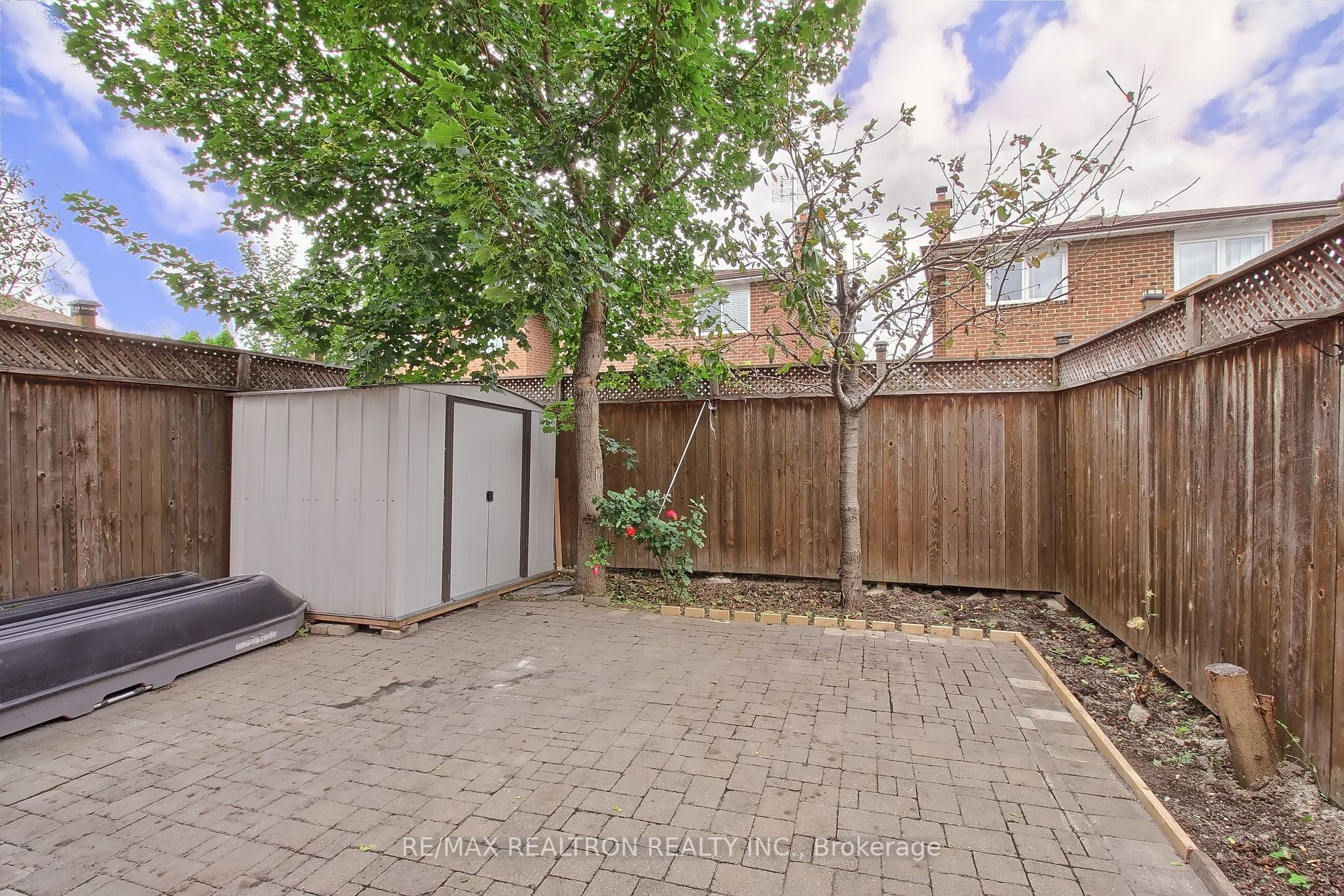66 Cog Hill Dr