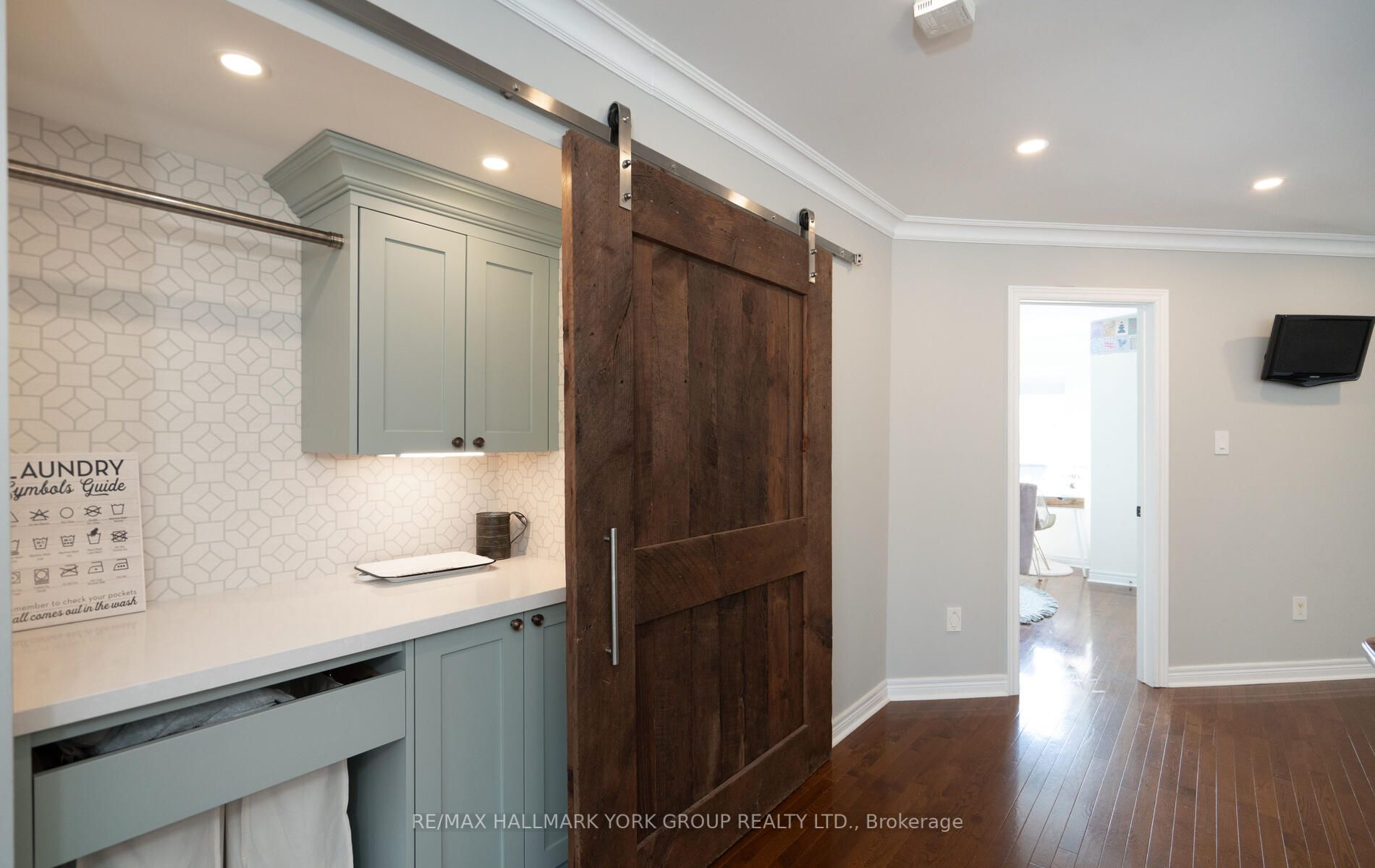 55 Barberry Cres