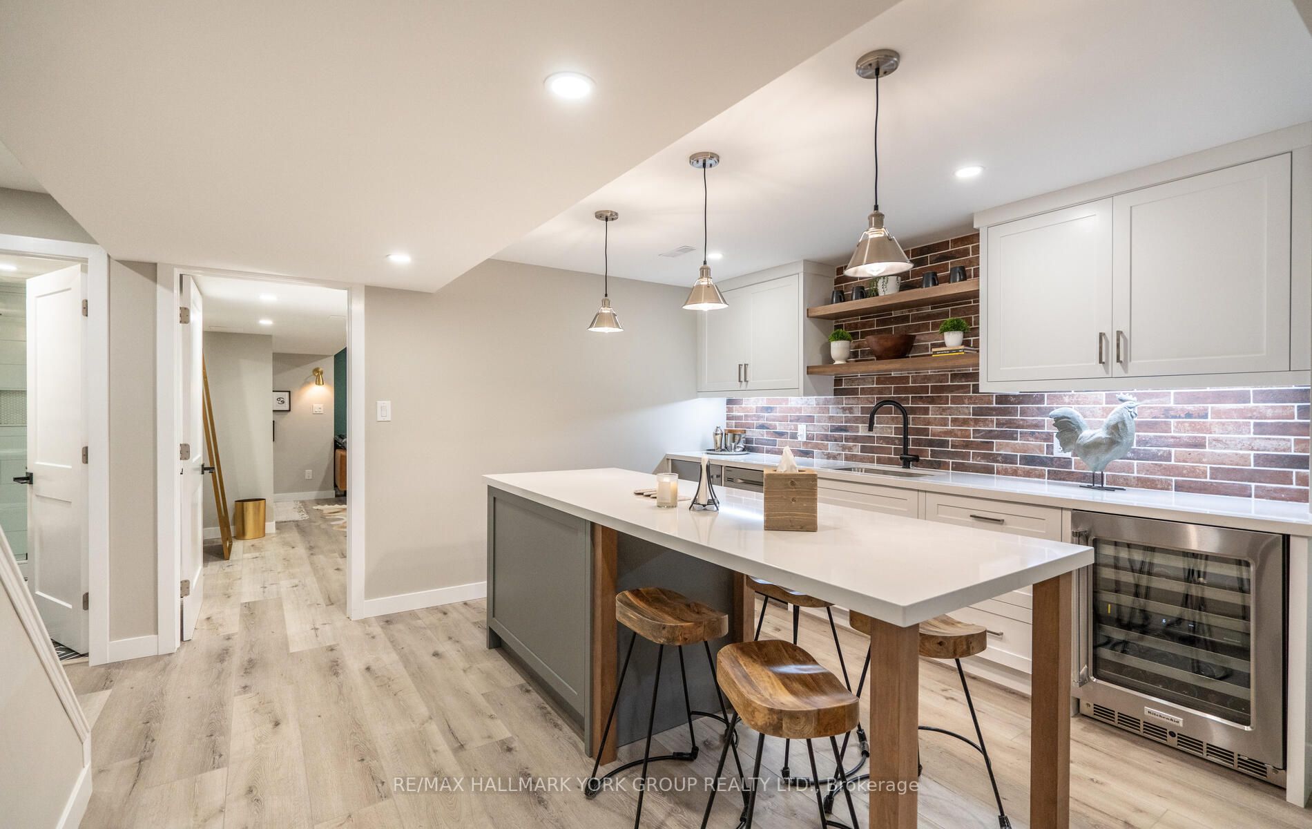 55 Barberry Cres