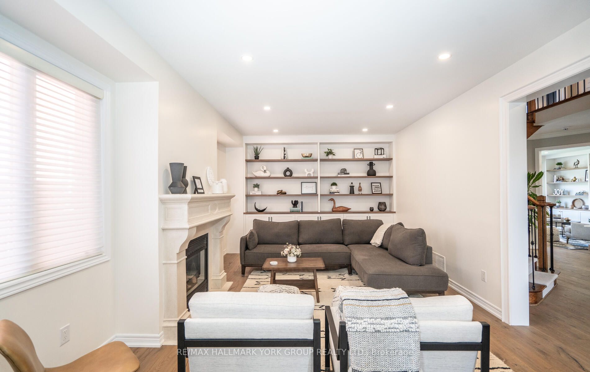 55 Barberry Cres