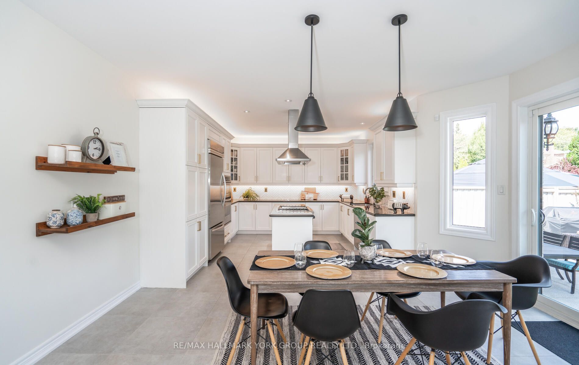 55 Barberry Cres