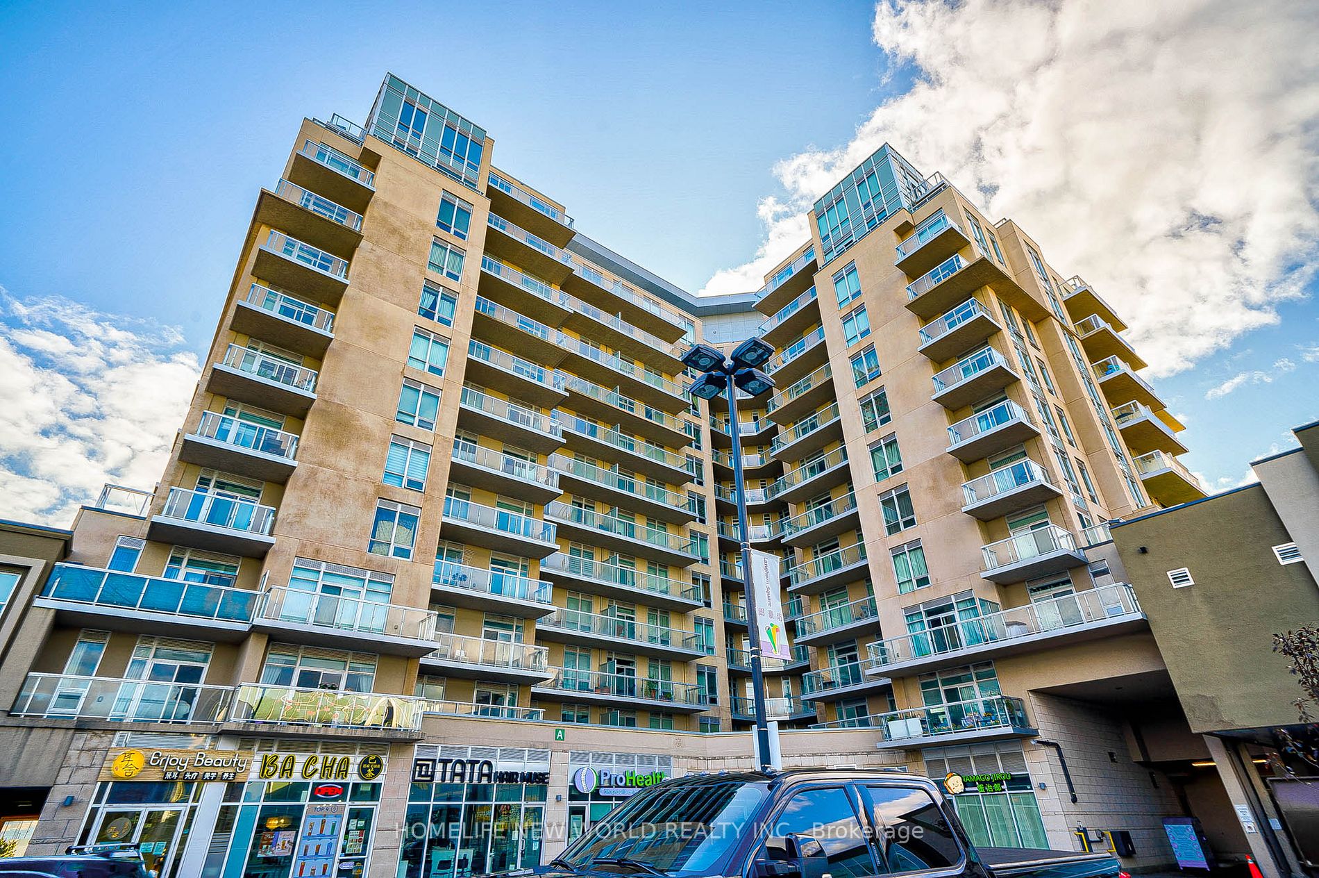 8323 Kennedy Rd, #223