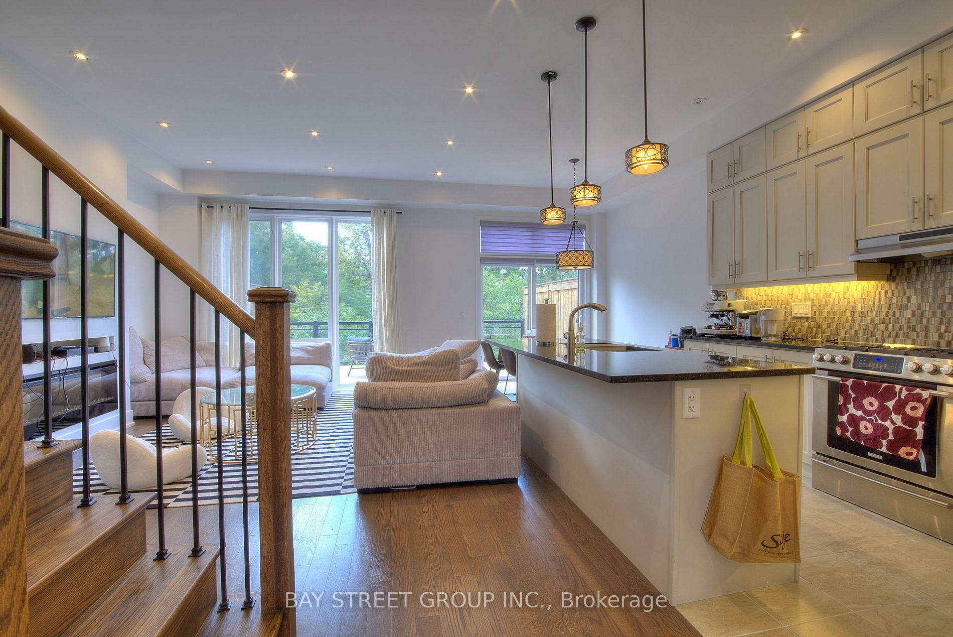 22 Crestridge Drive