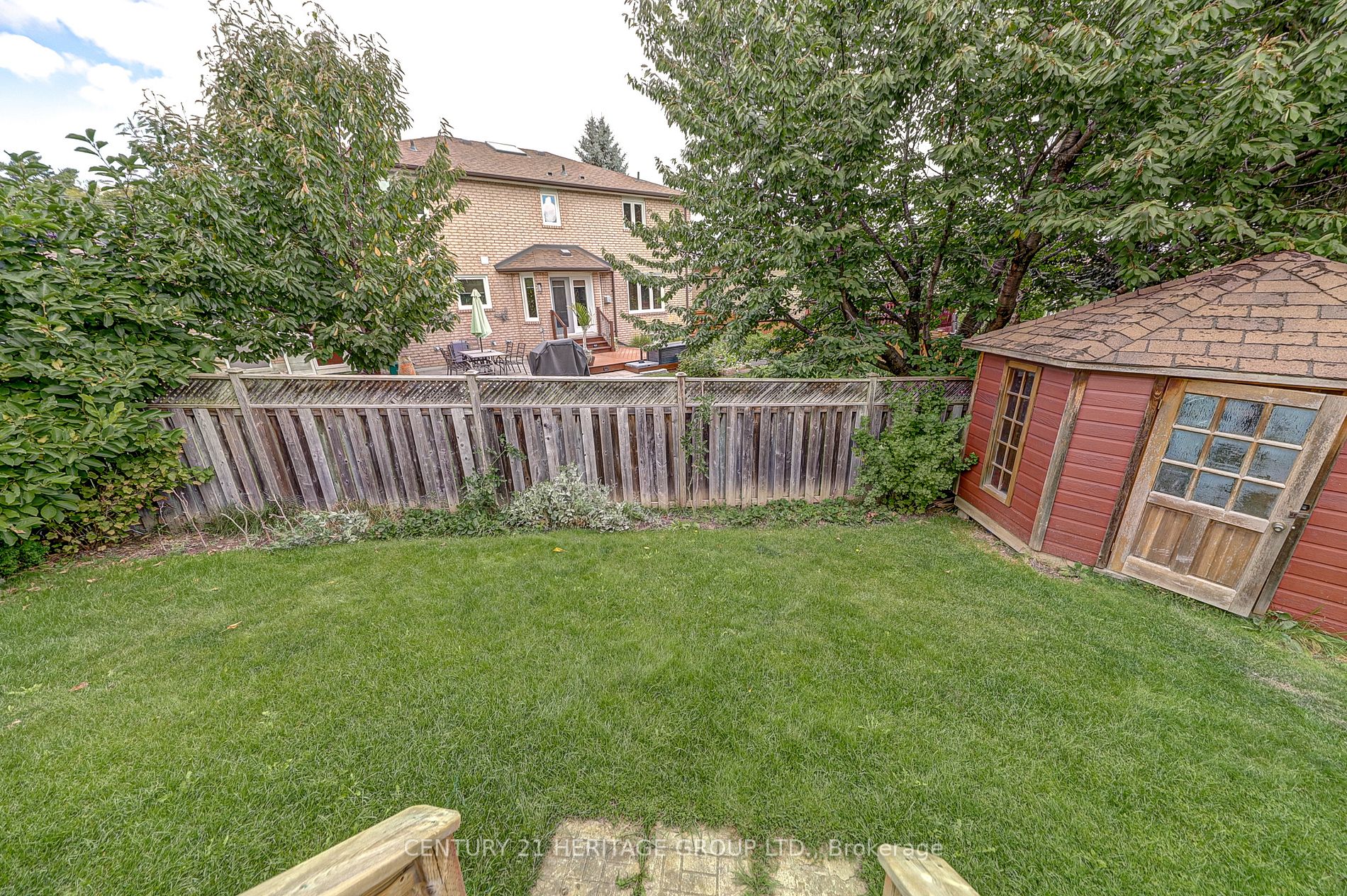 35 Depeuter Cres