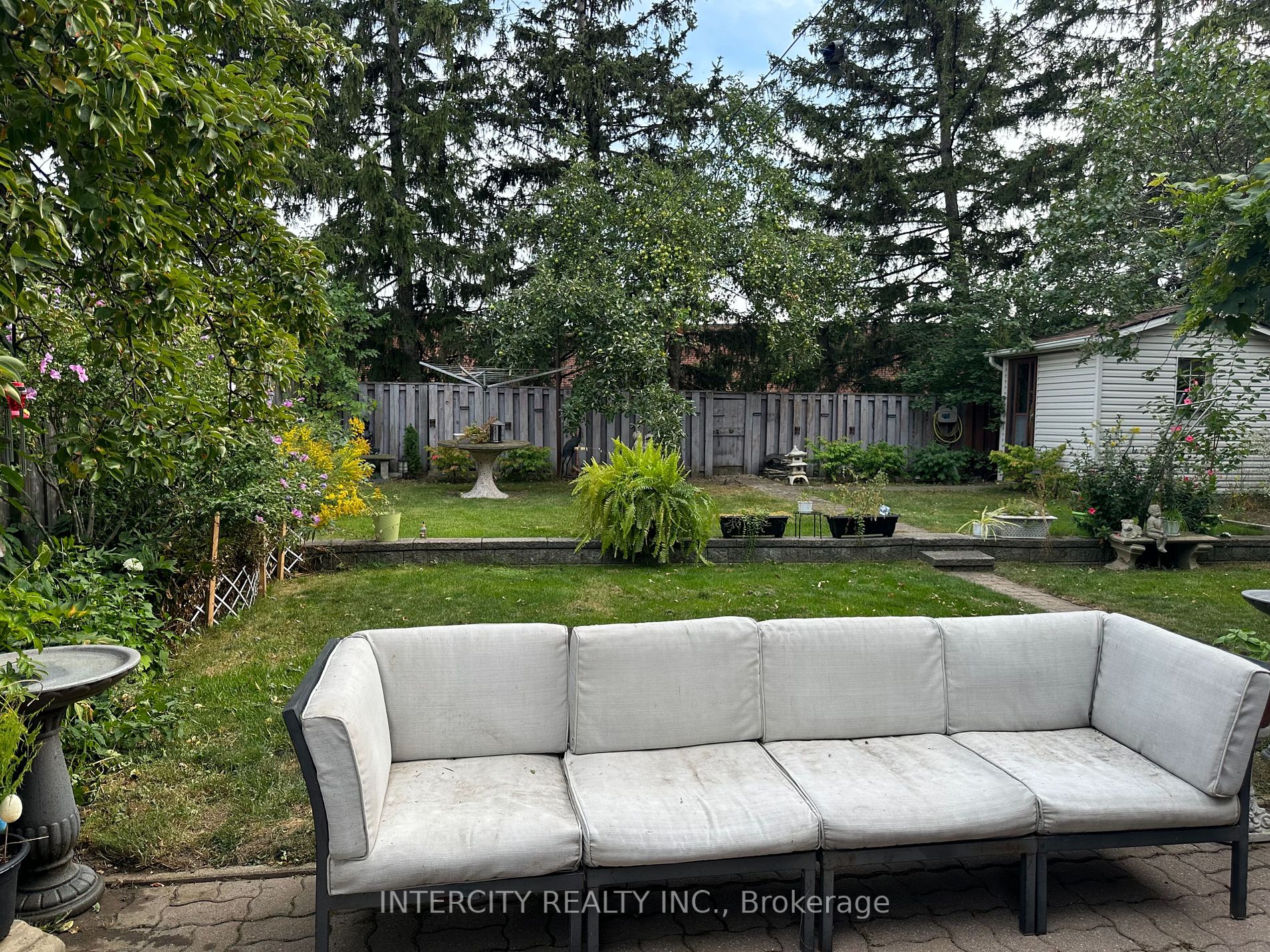 43 Southview Drive