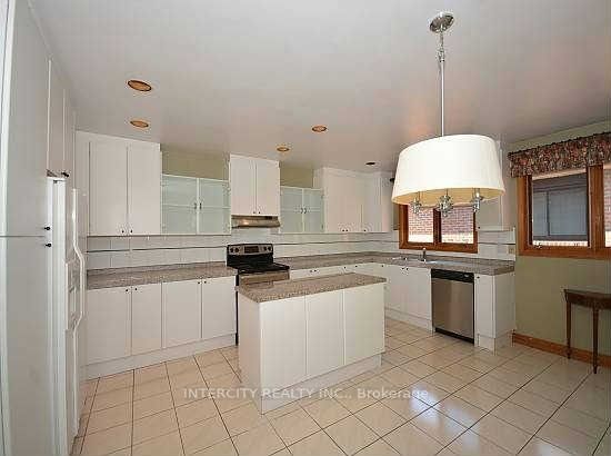 43 Southview Drive
