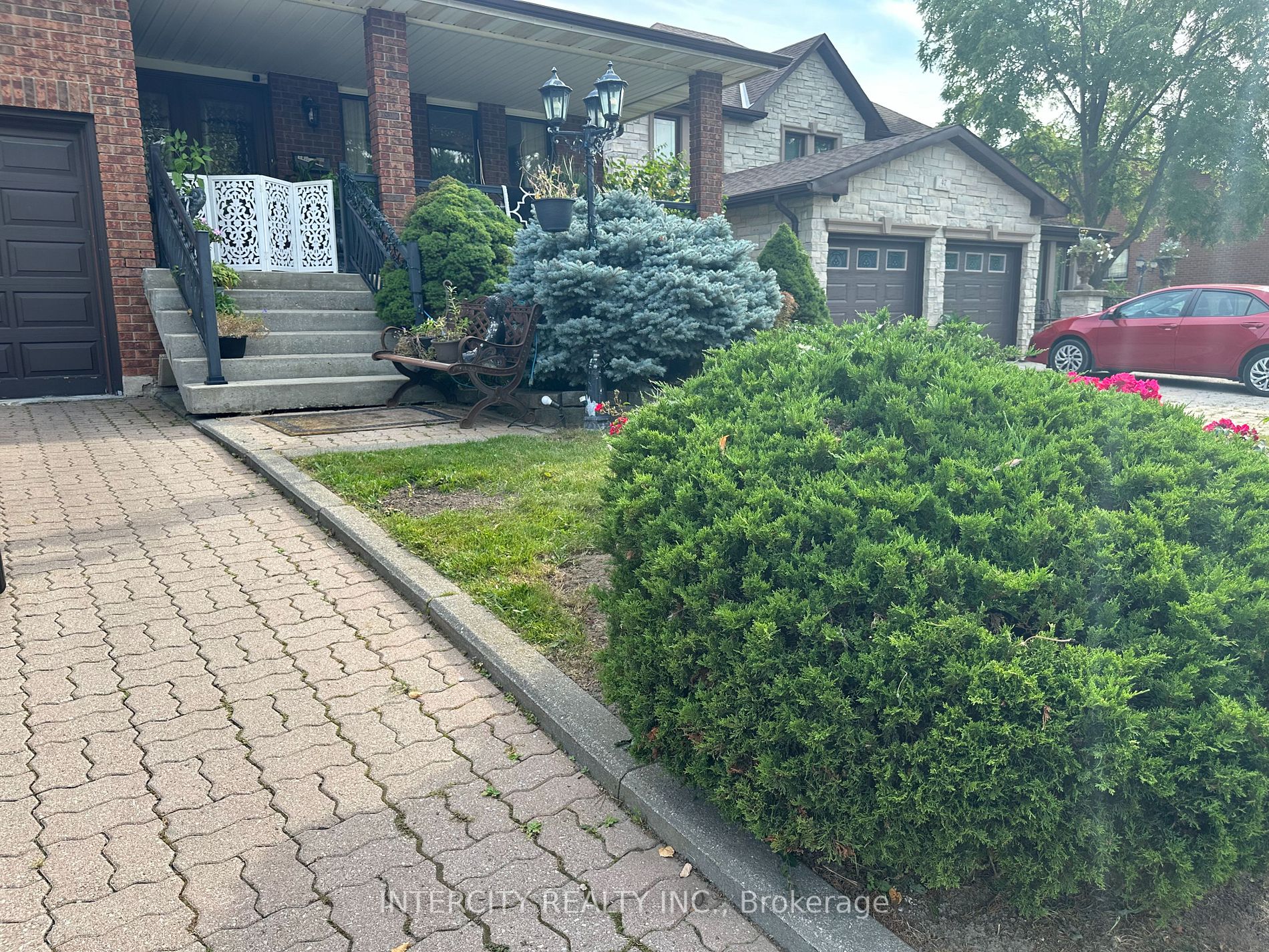 43 Southview Drive