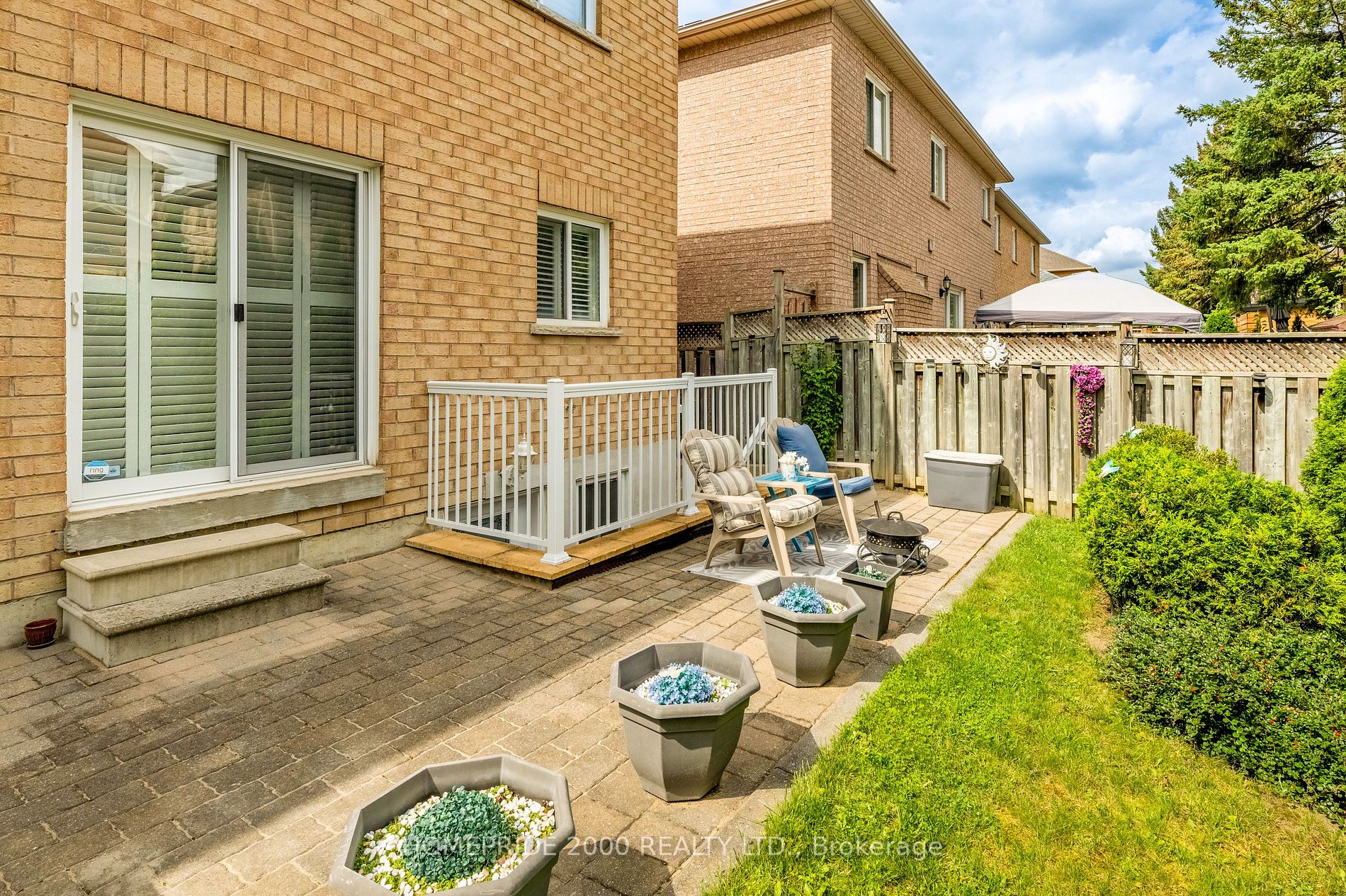 59 Fanshore Dr