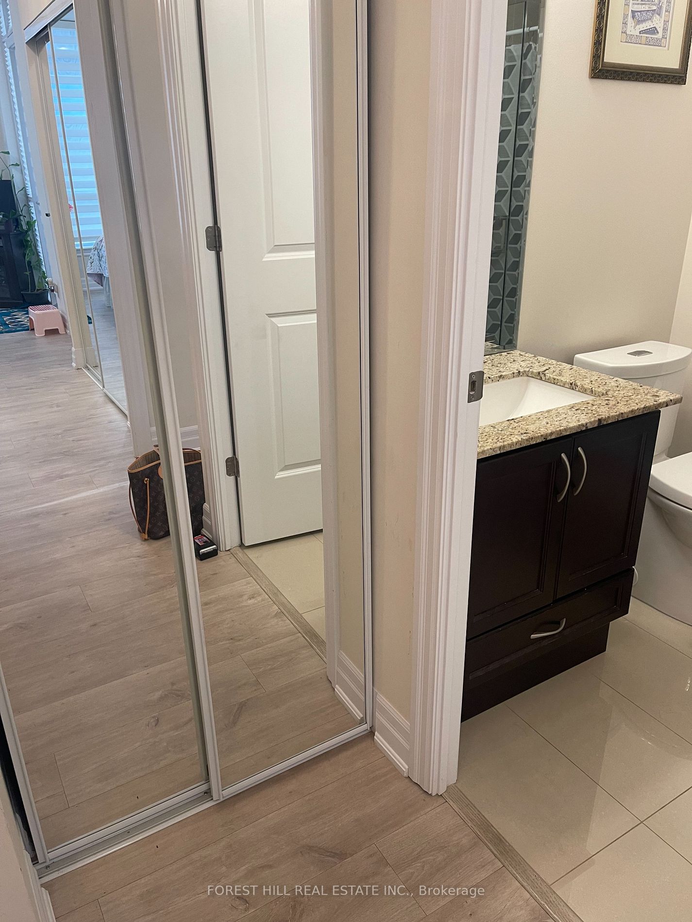 9085 Jane Street, #216