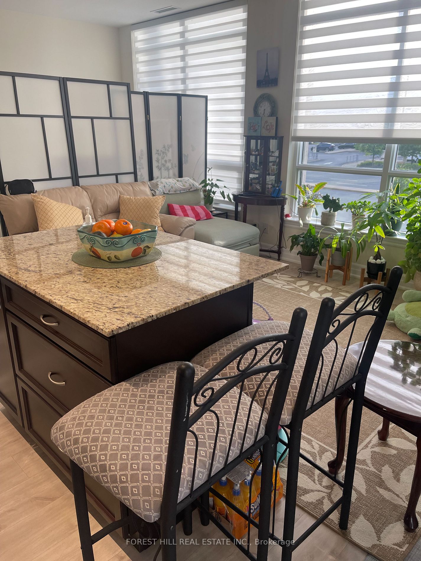 9085 Jane Street, #216