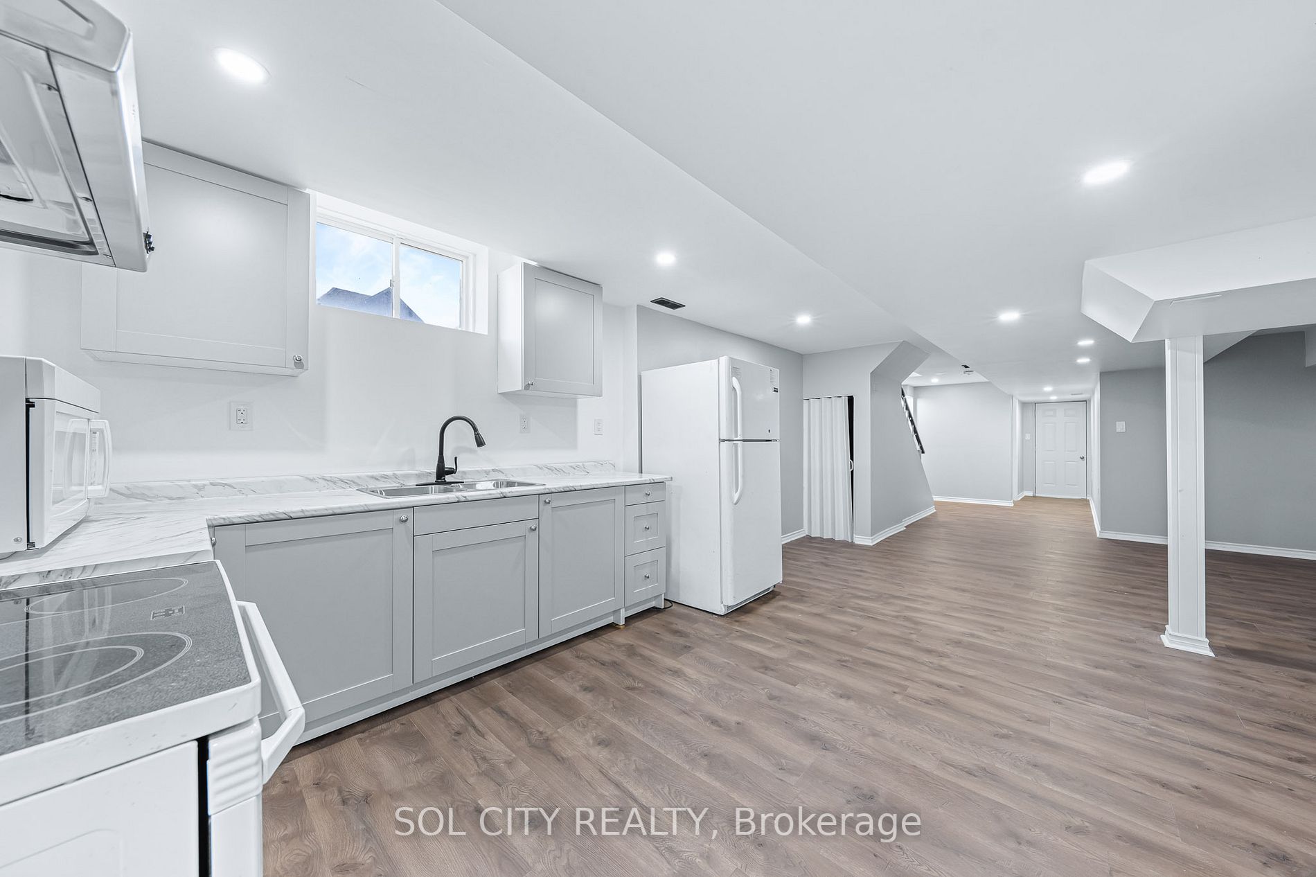 74 Tyndall Dr