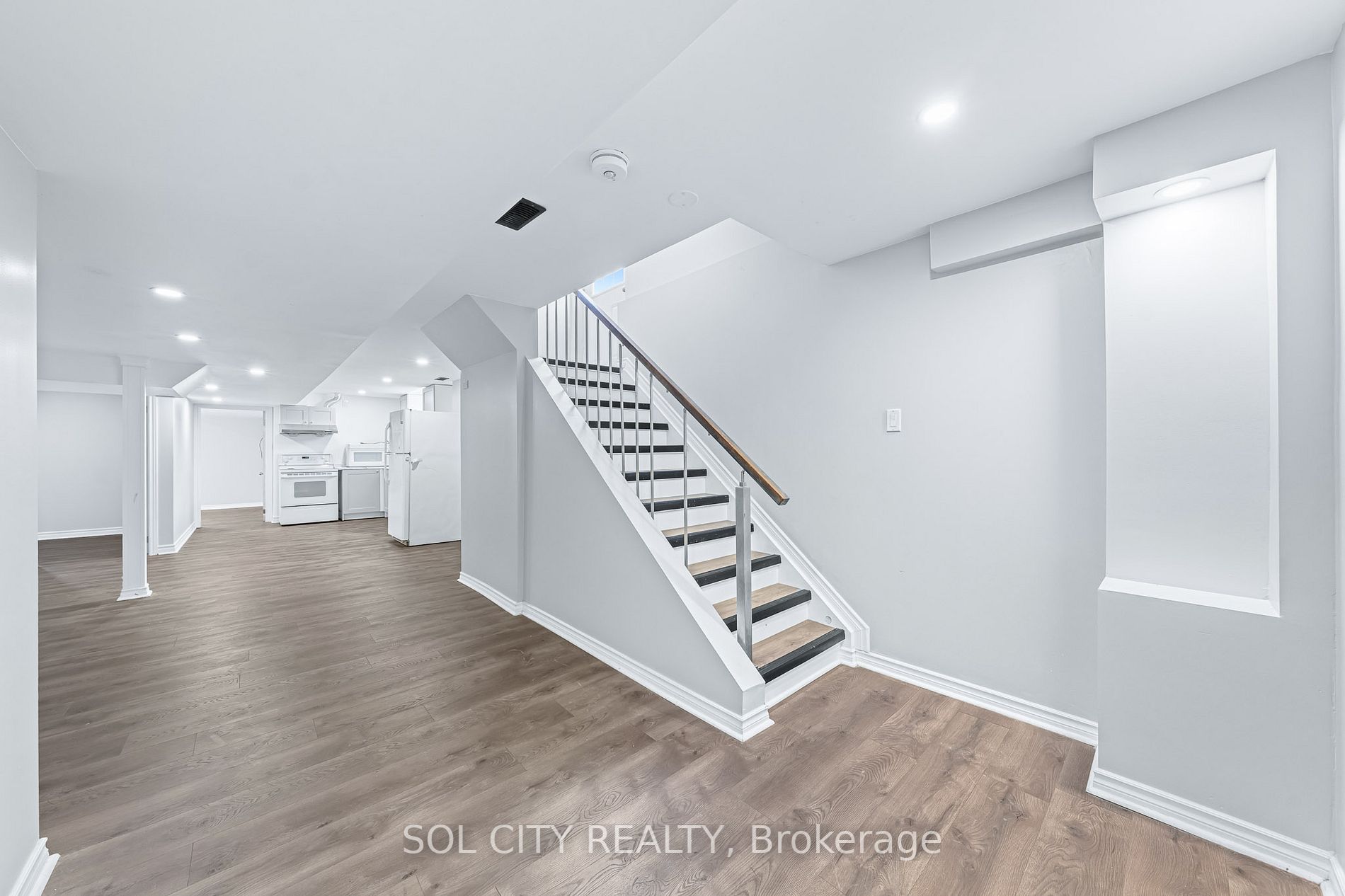 74 Tyndall Dr