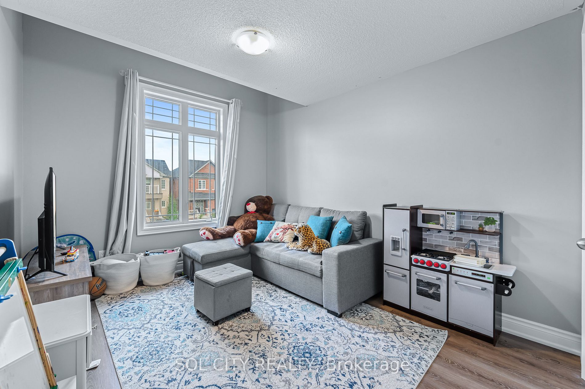 74 Tyndall Dr