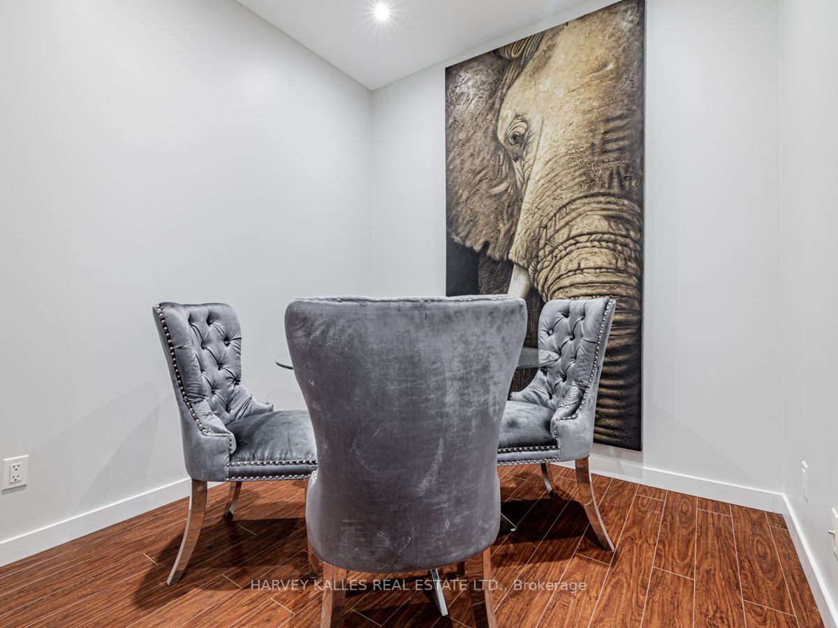 50 Disera Drive, #106