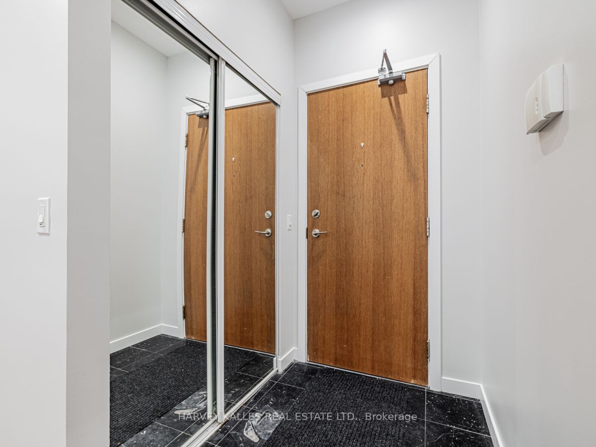 50 Disera Drive, #106