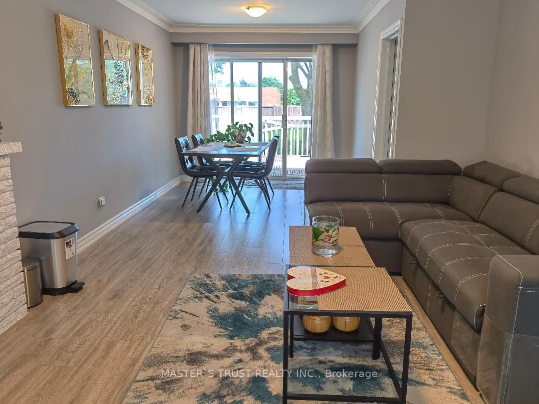 8 Abercorn Rd