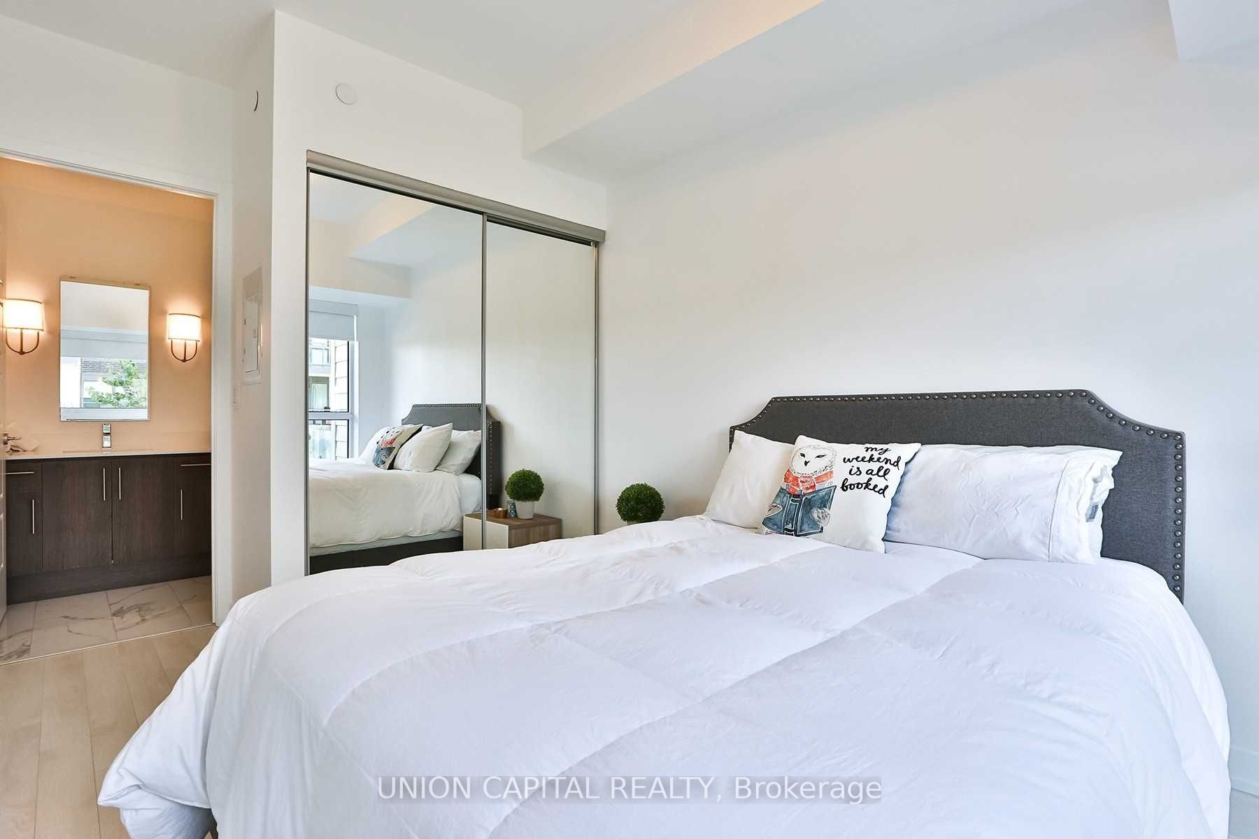 271 Sea Ray Avenue, #B212