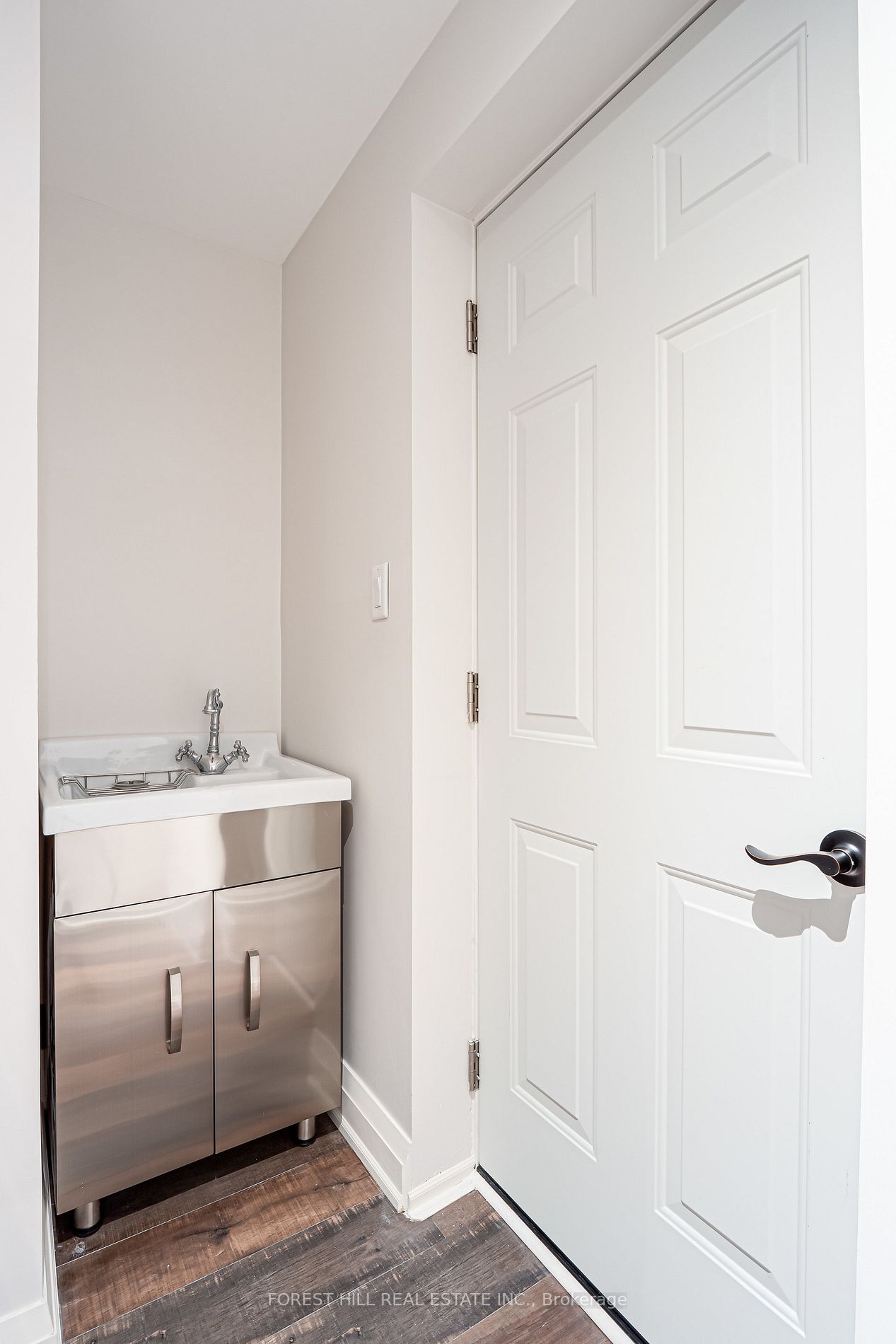 42 Crockart Lane, #Lower