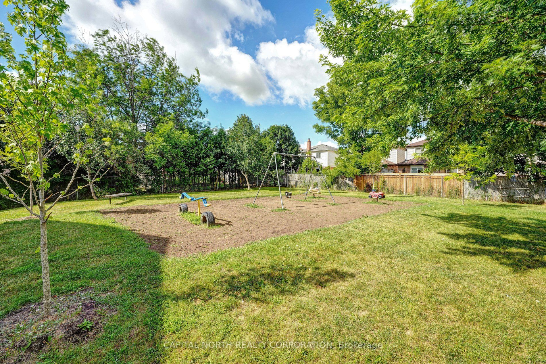76 Potter Cres