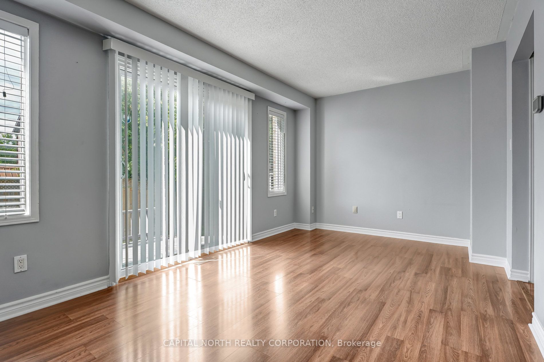 76 Potter Cres