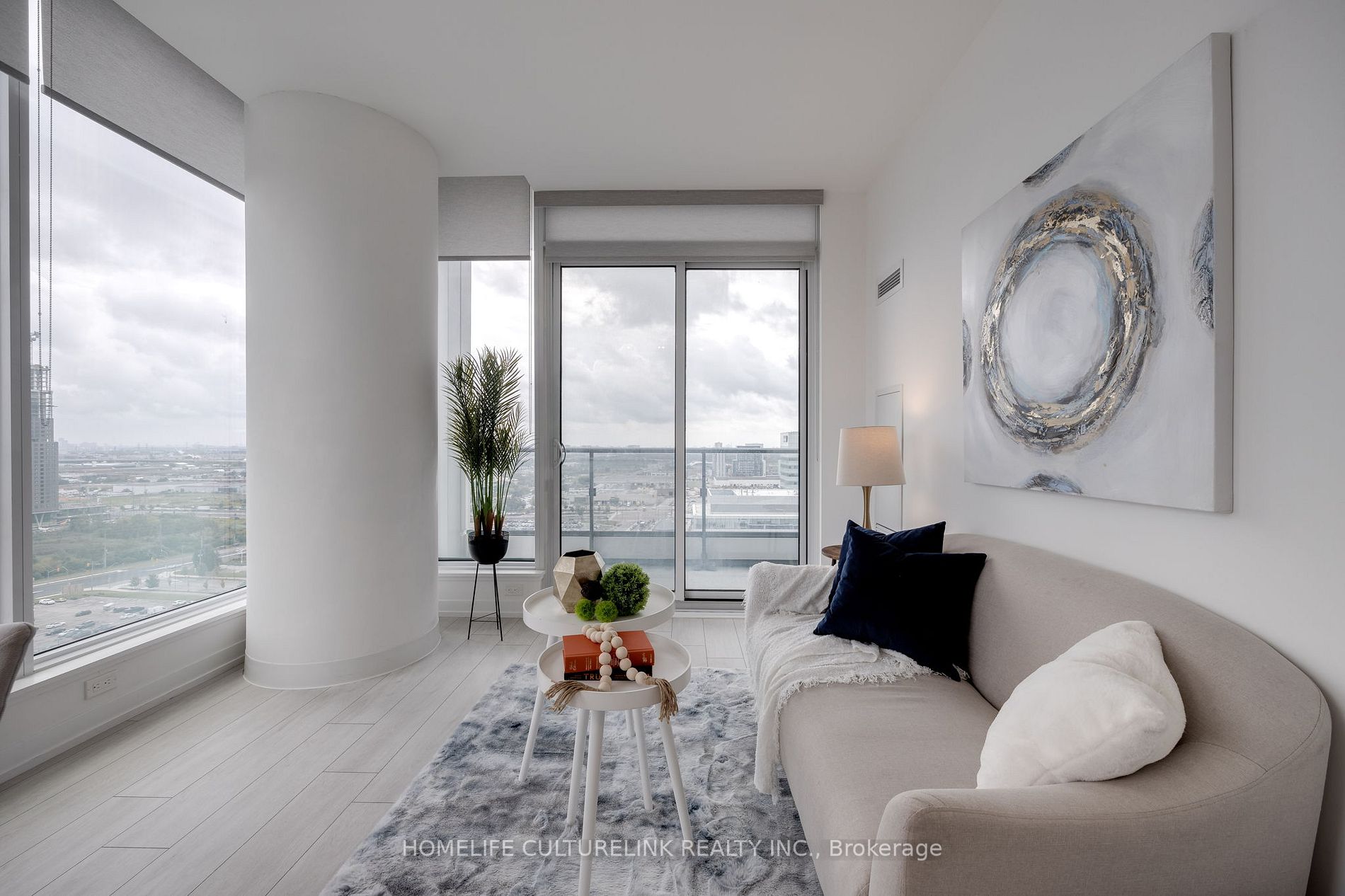 898 Portage Parkway, #2303