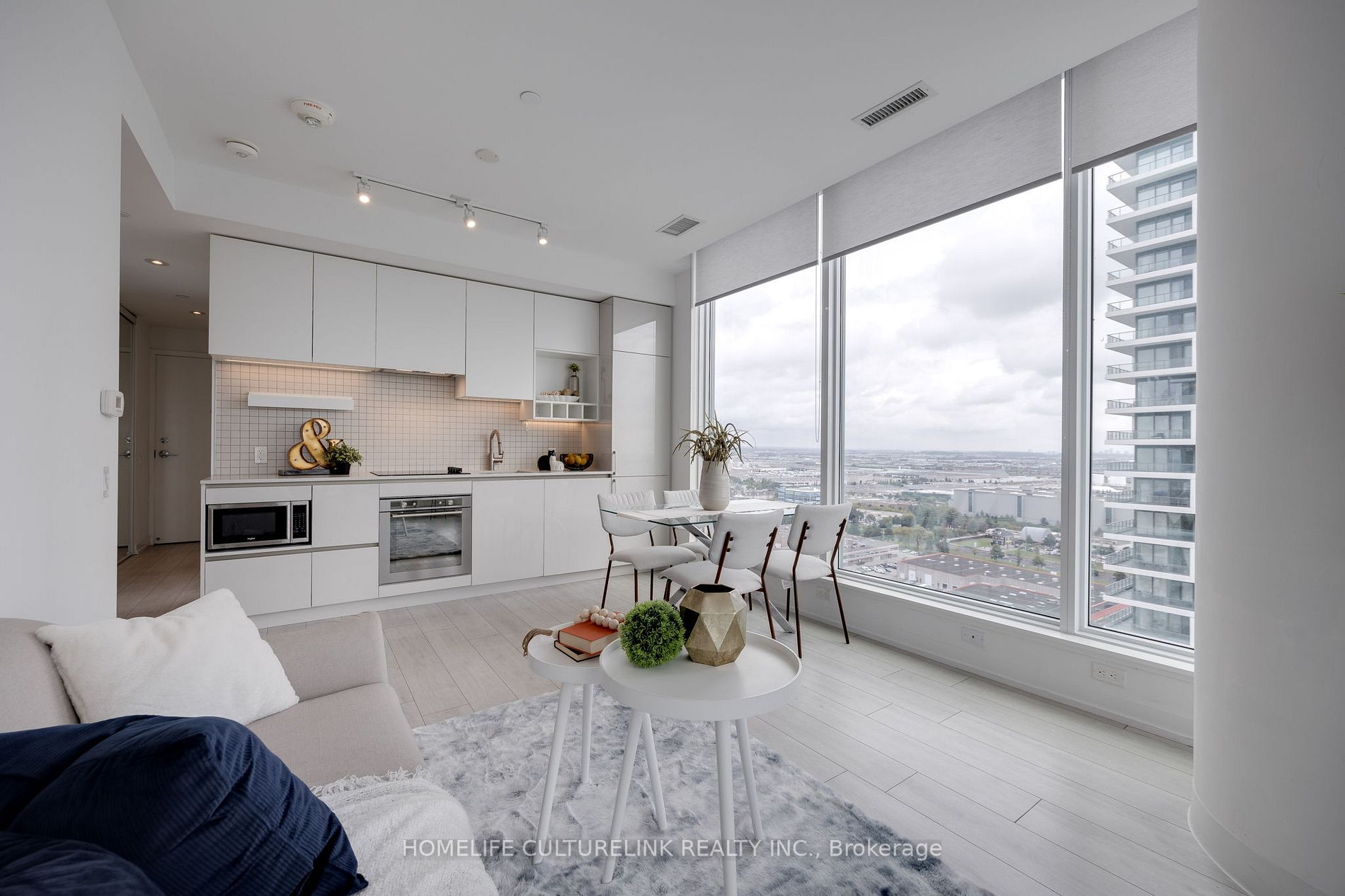898 Portage Parkway, #2303