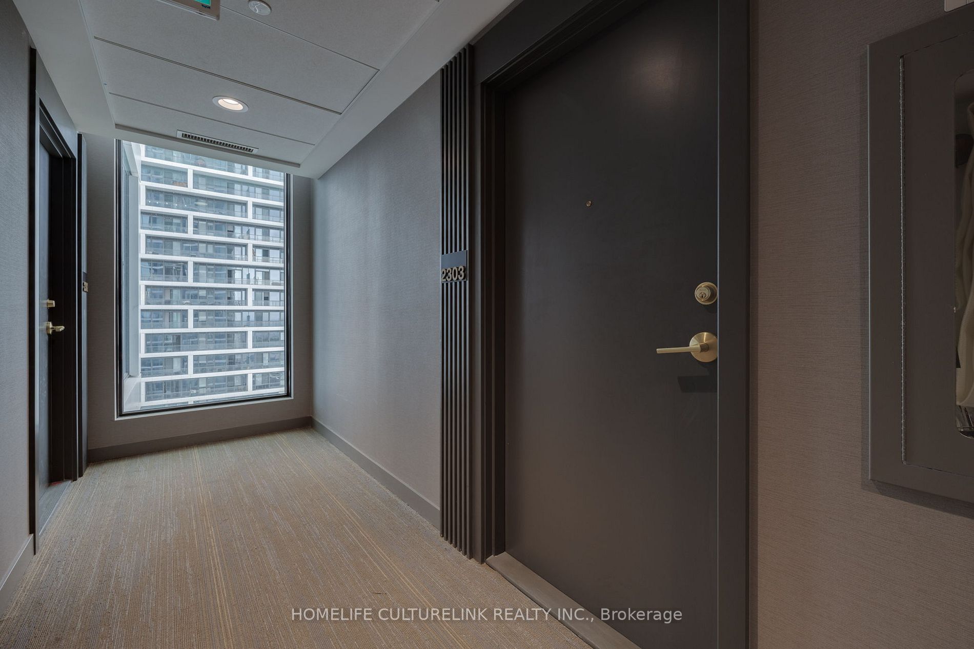 898 Portage Parkway, #2303