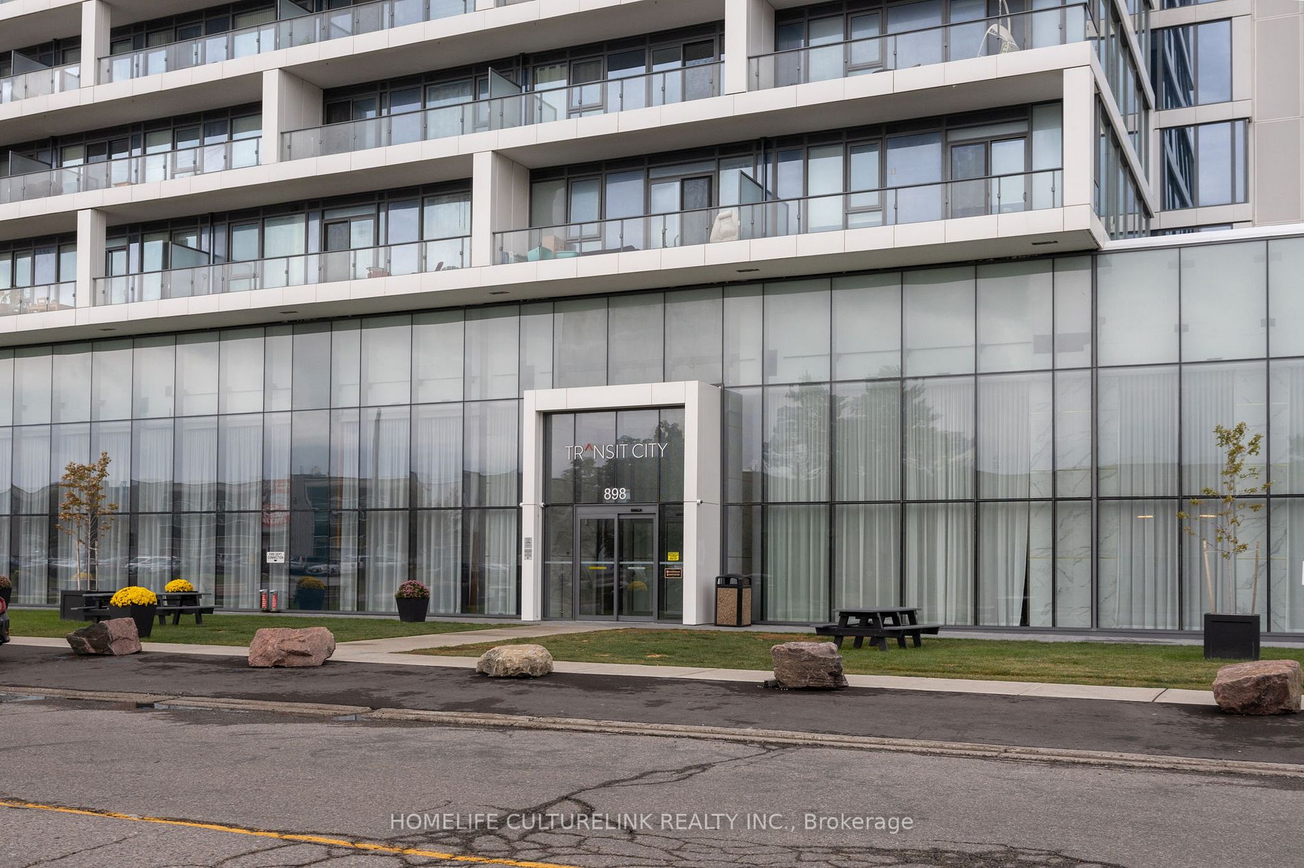 898 Portage Parkway, #2303