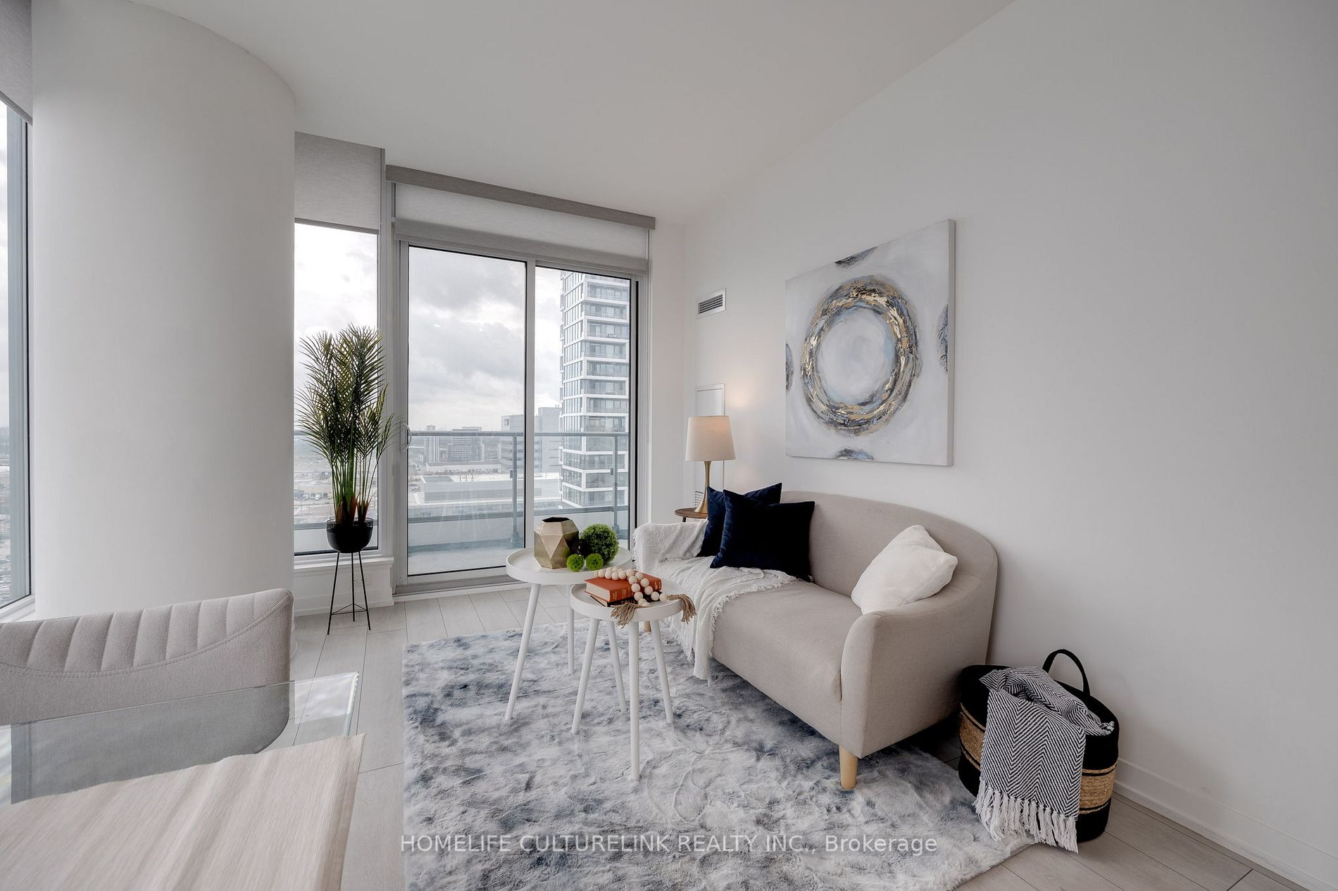 898 Portage Parkway, #2303