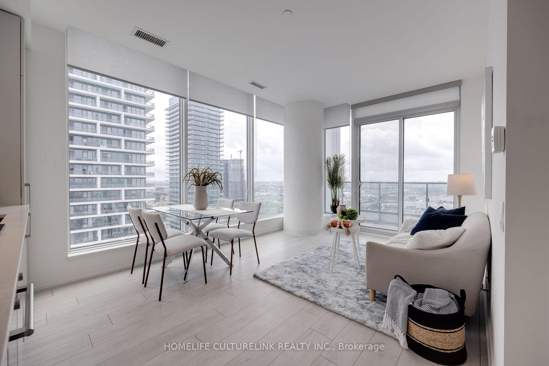 898 Portage Parkway, #2303