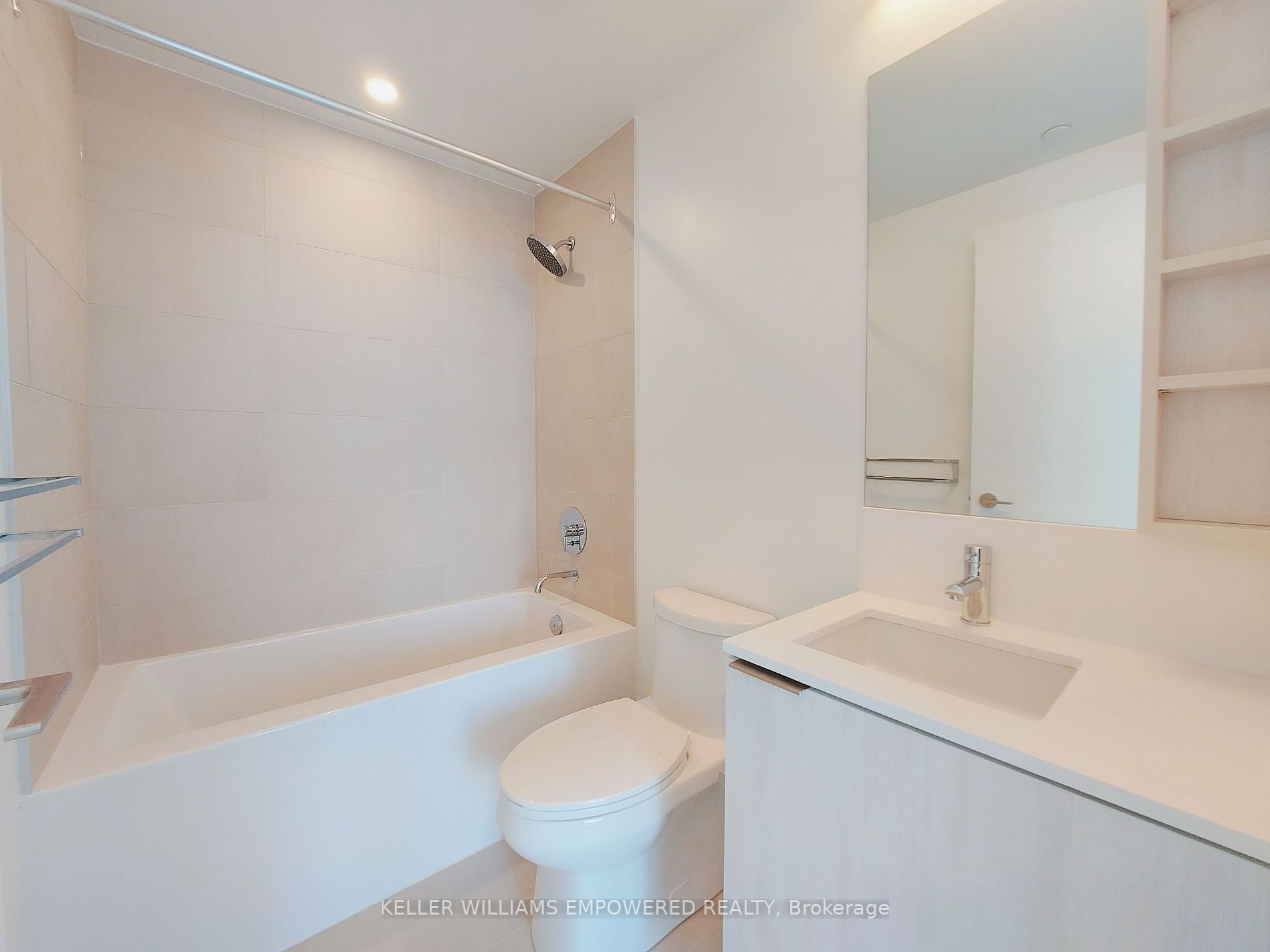 7890 Jane St, #5109